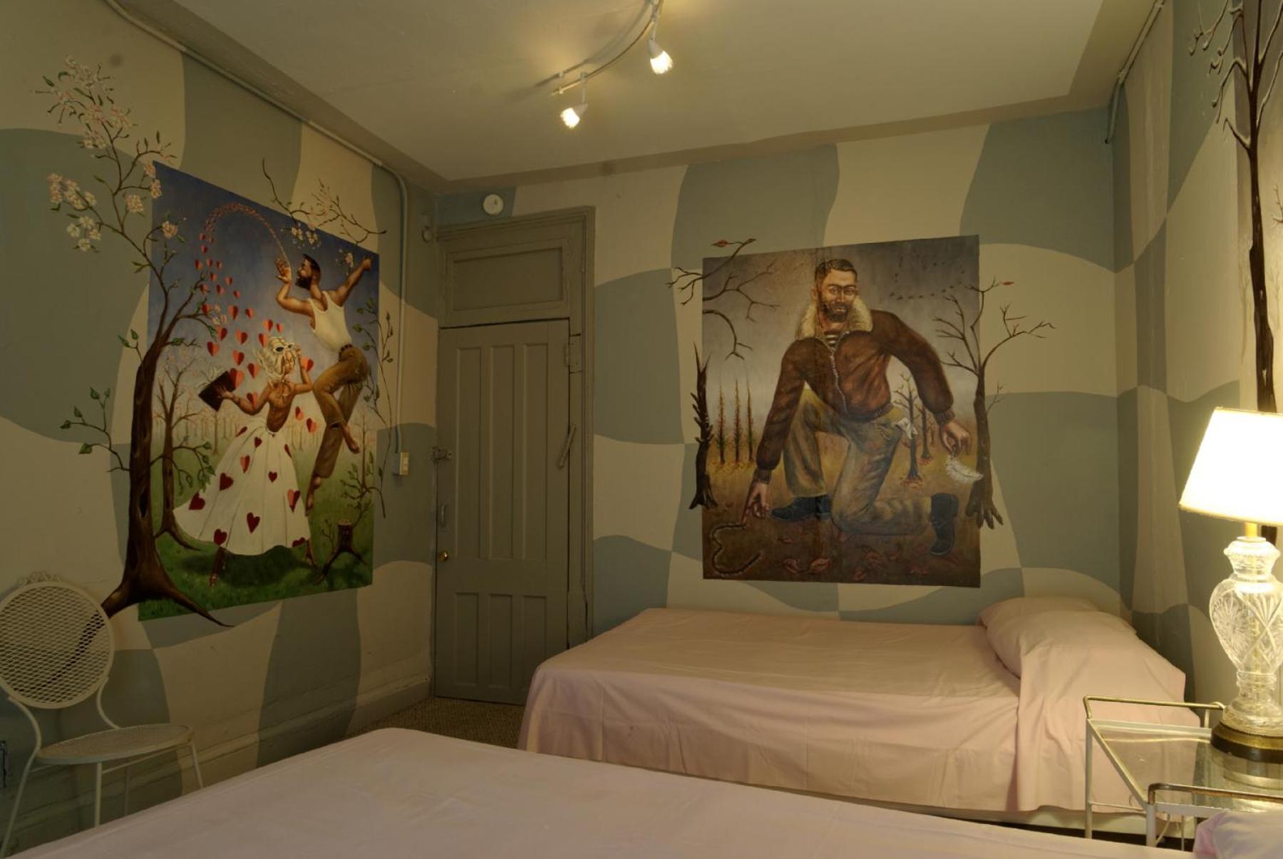Quadruple Room with Private Bathroom photo 3
