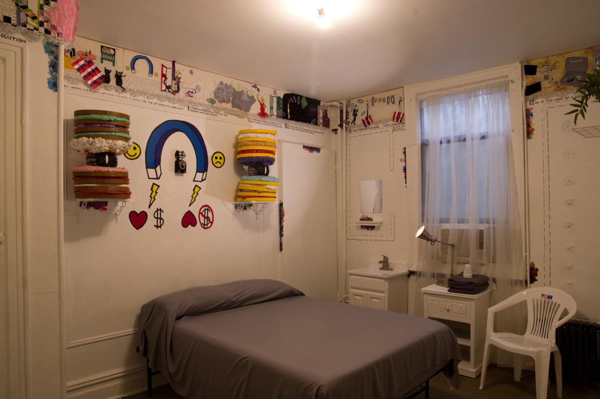 Triple Room with Shared Bathroom photo 2