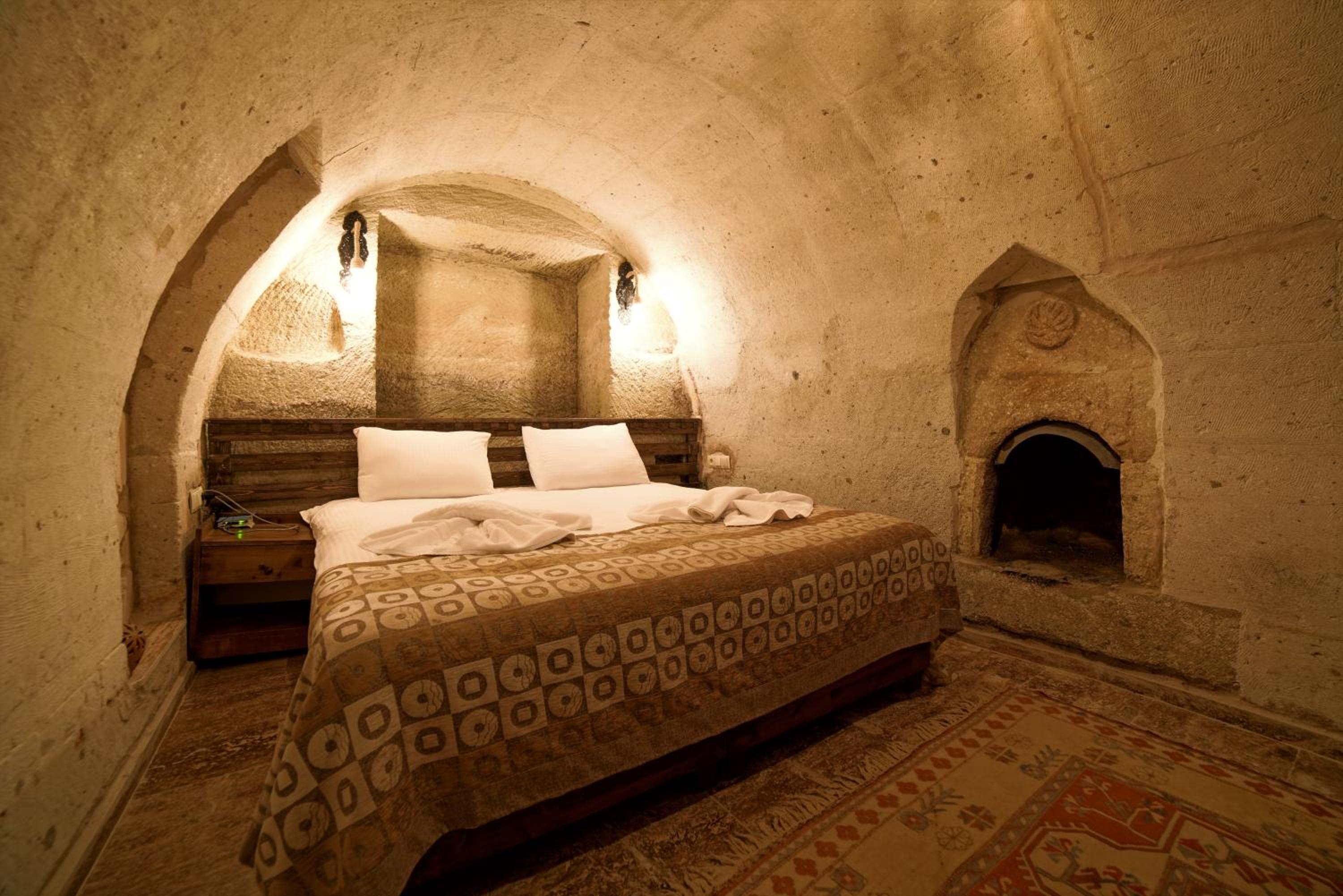King Room with Spa Bath - Photo 19