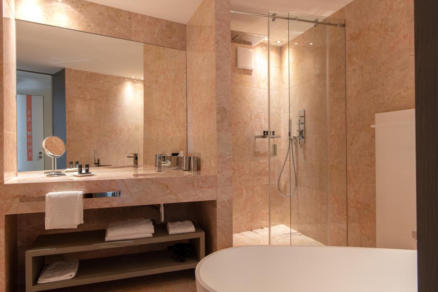 Junior Suite - Photo 8