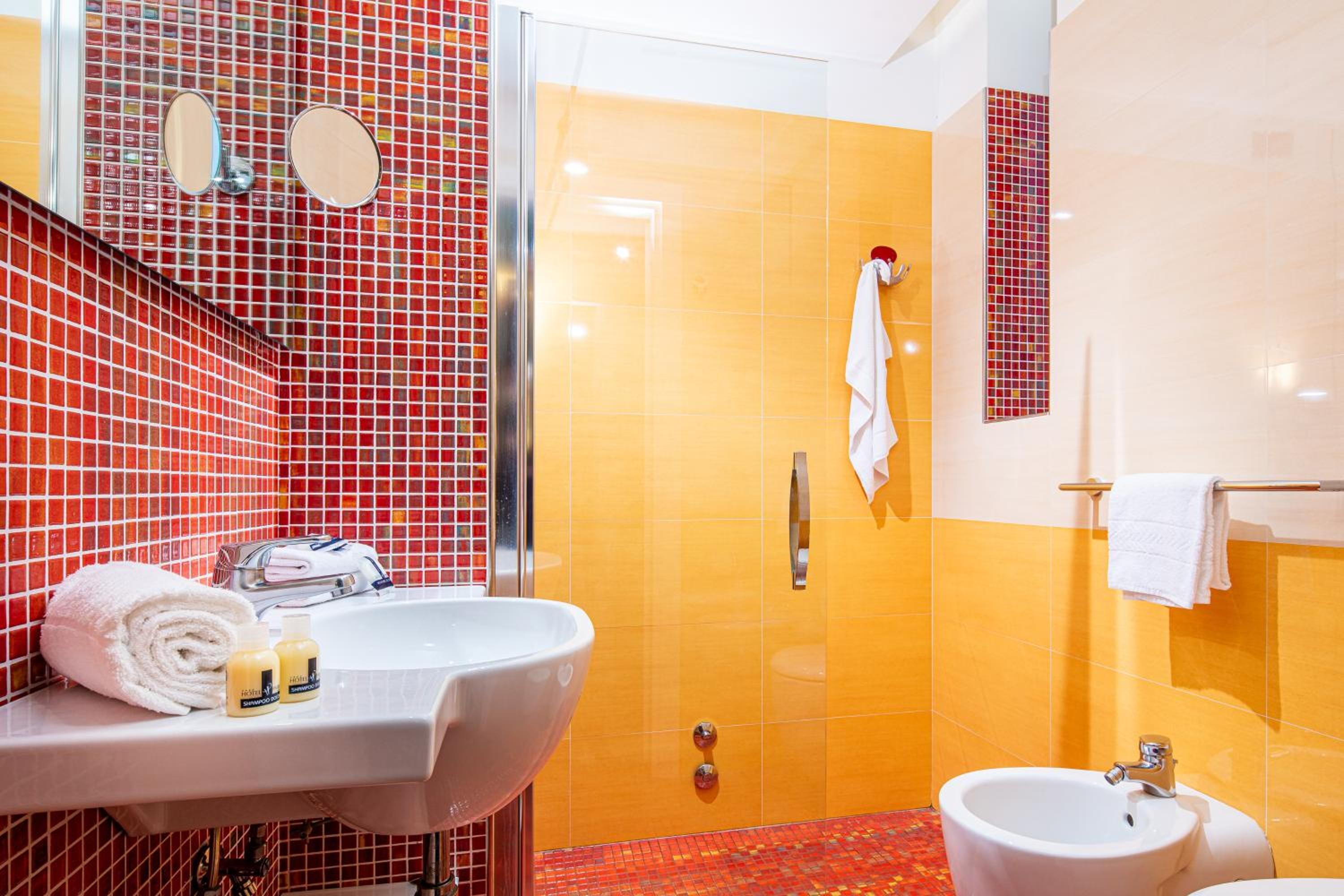 Classic Triple Room - Photo 3