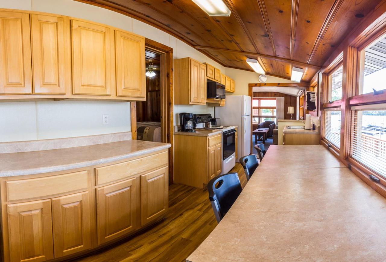Three-Bedroom Lodge photo 3