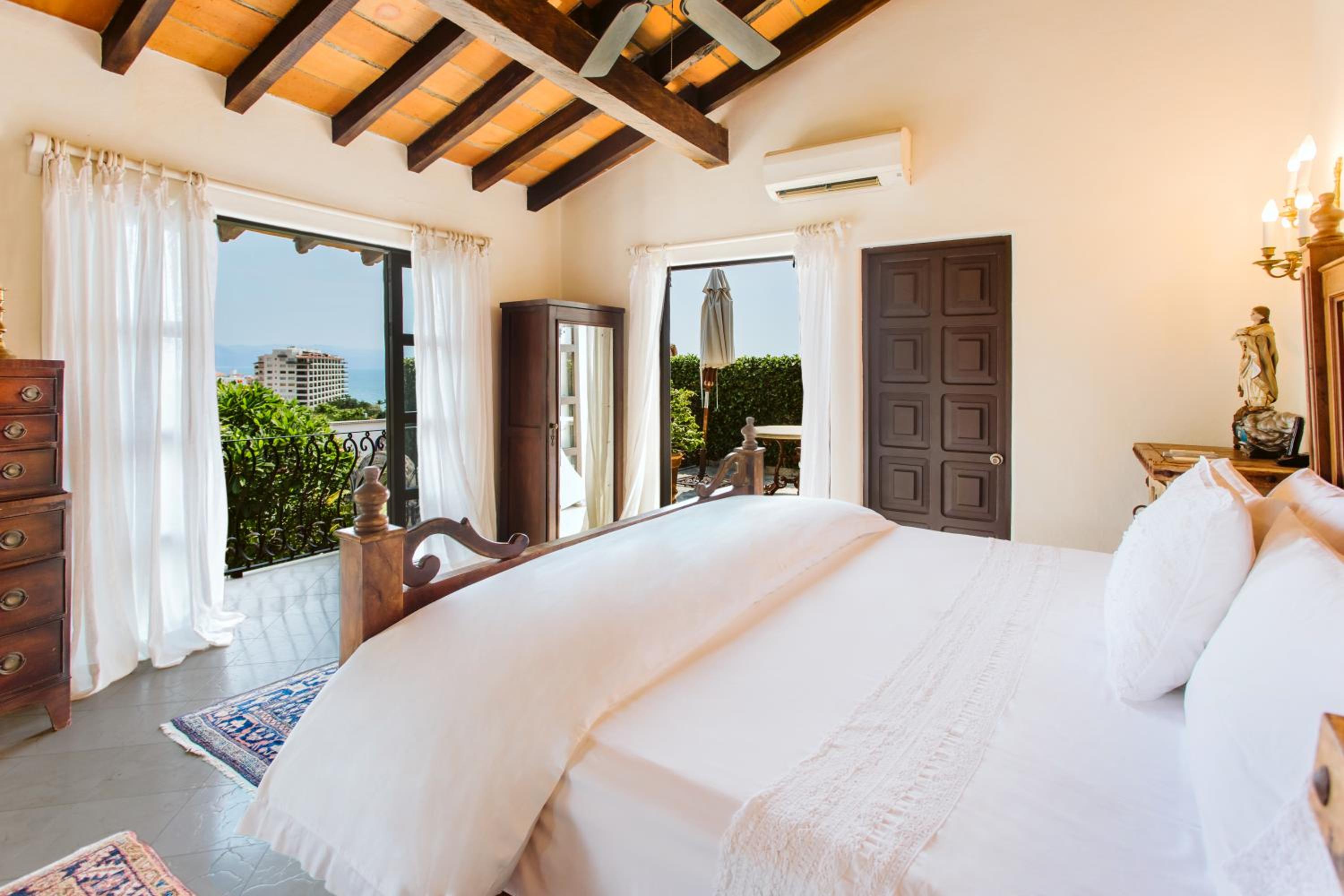 Royal Suite - Rincon de Angeles photo 3