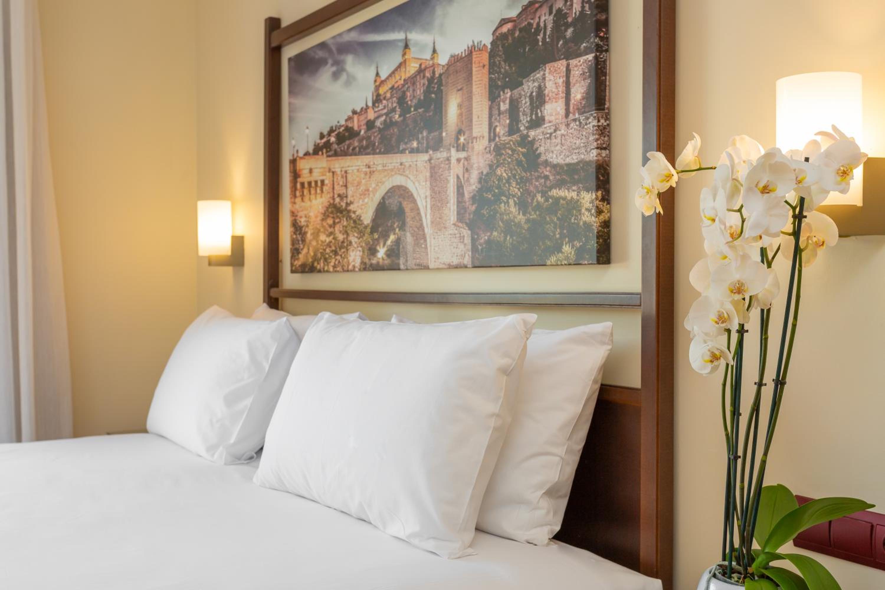 Double Room with Terrace - Photo 3