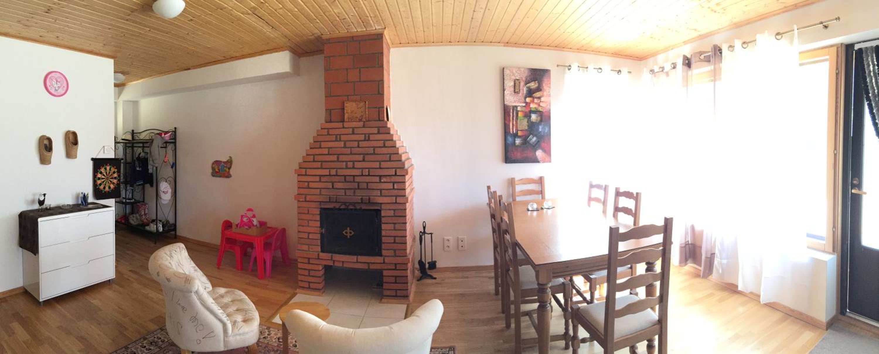 Four-Bedroom Apartment - Photo 7
