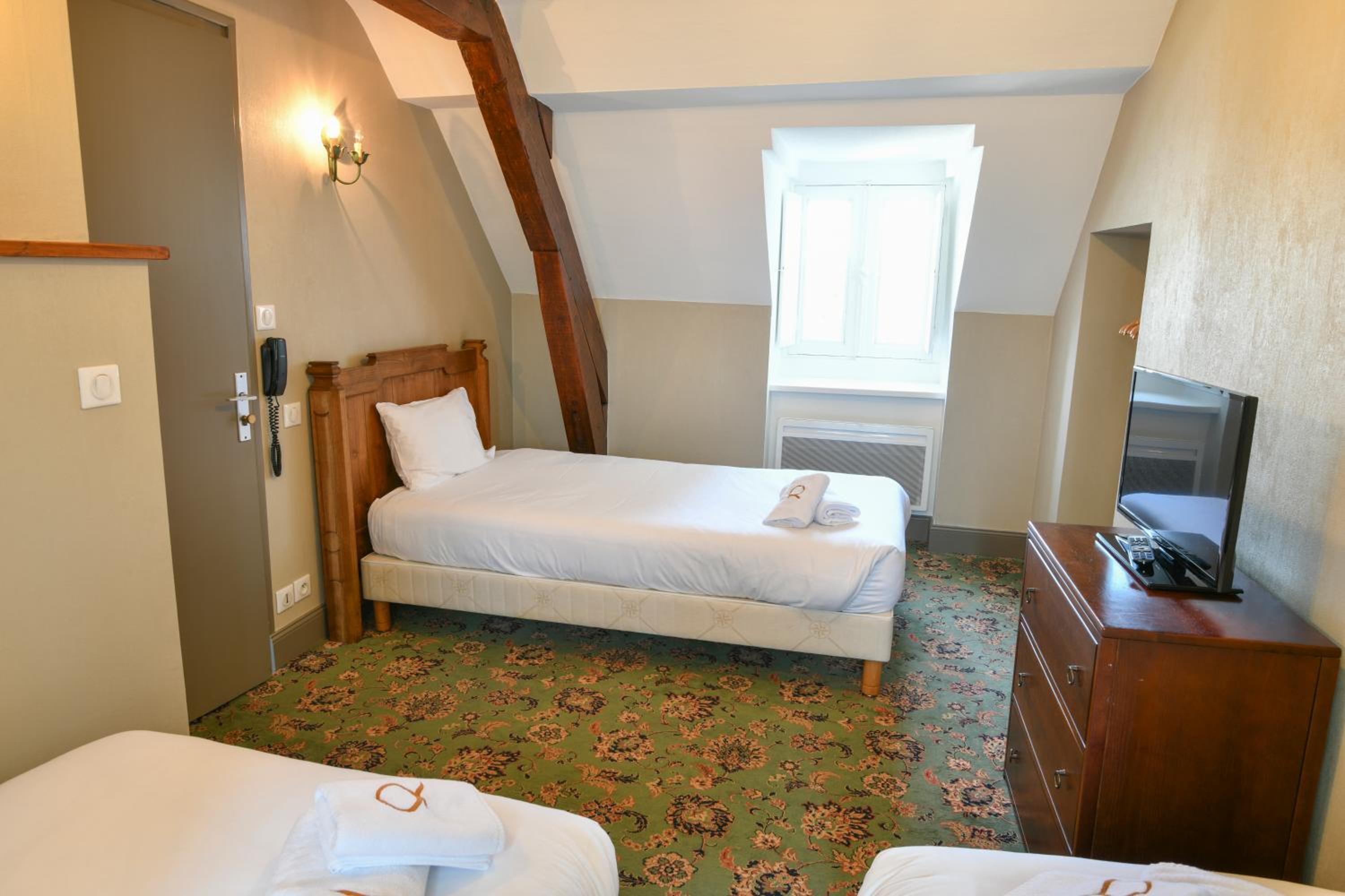 Family Suite - Photo 6