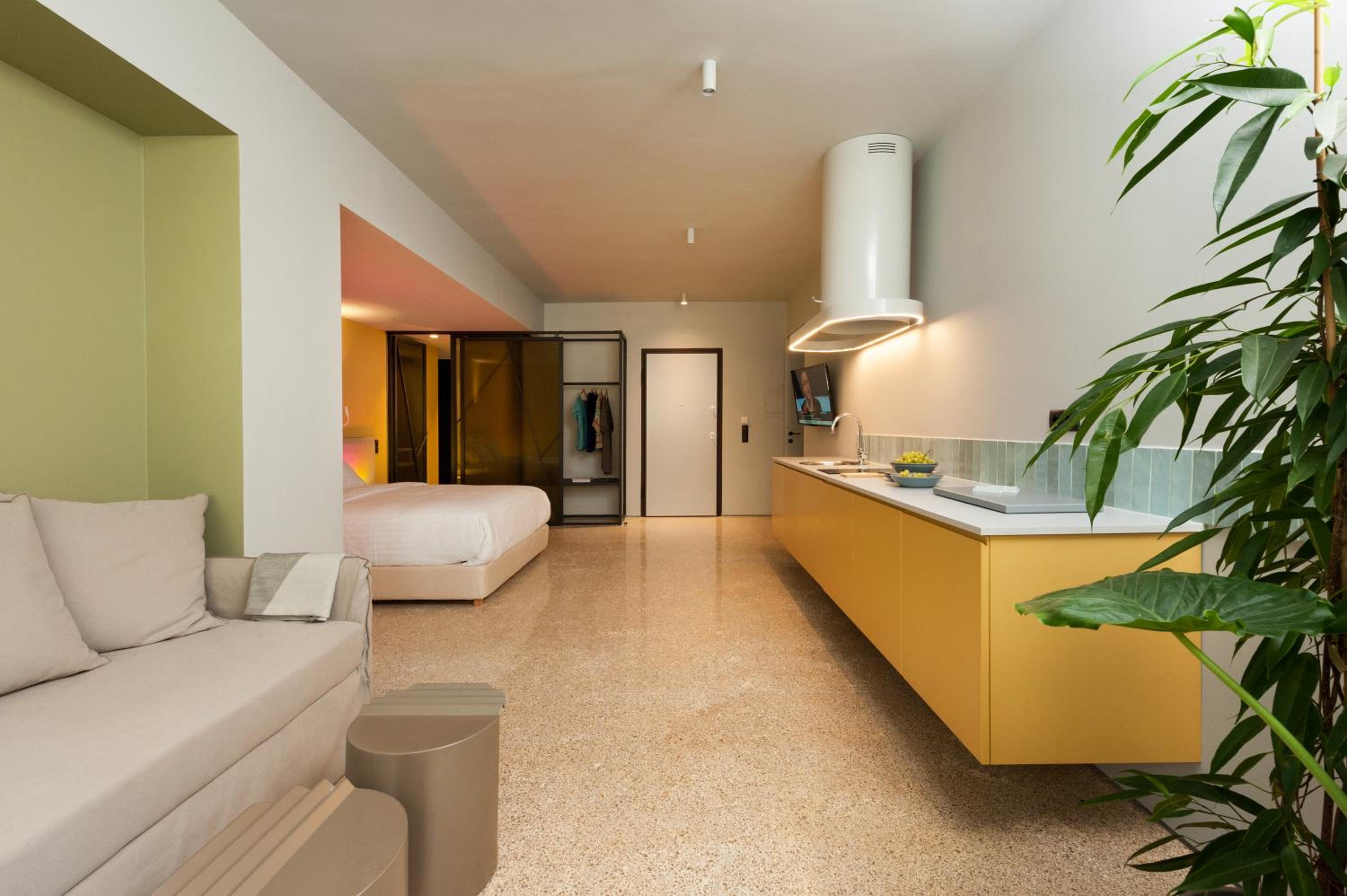 Superior Apartment photo 1