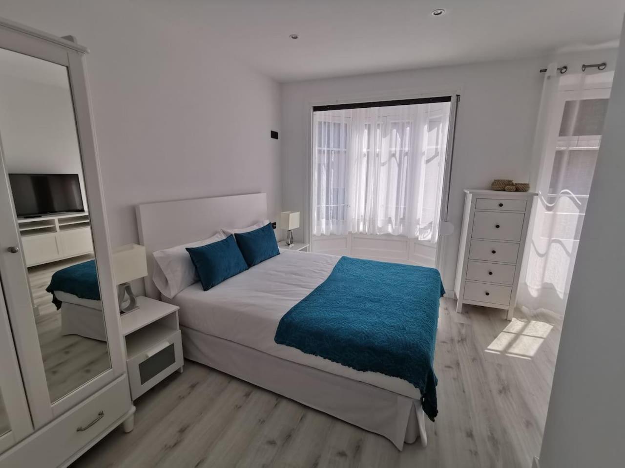 Two-Bedroom Apartment - Photo 1