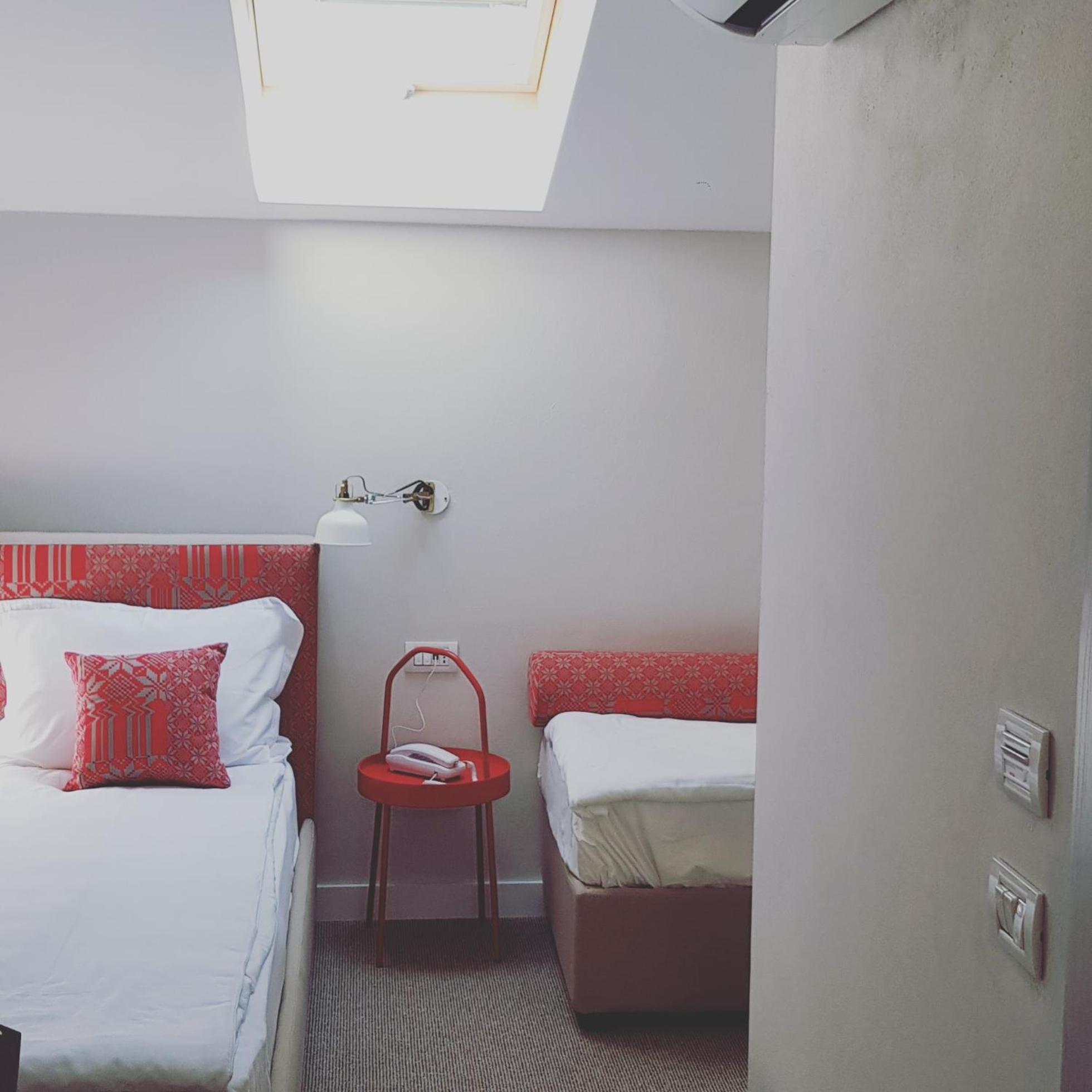 Triple Room - Photo 6