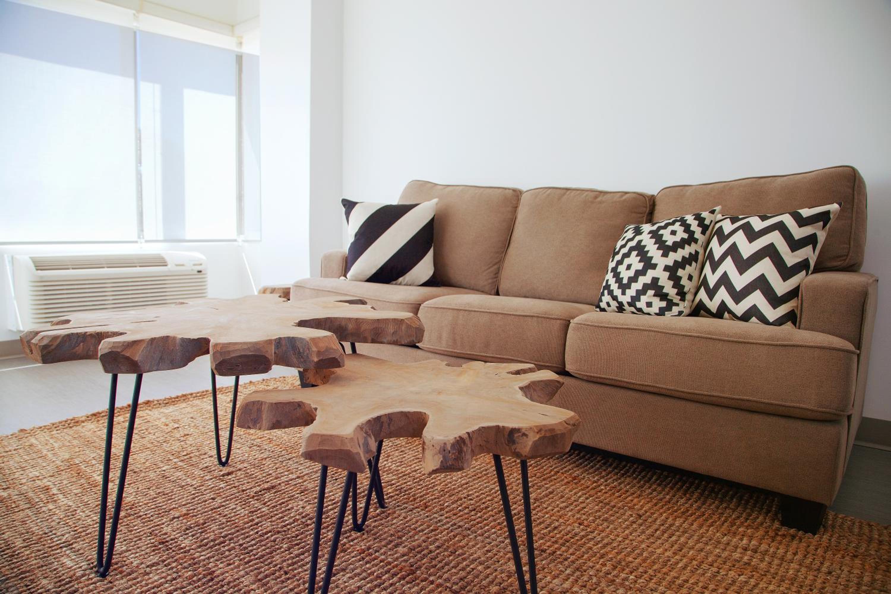 Standard Suite - Photo 3