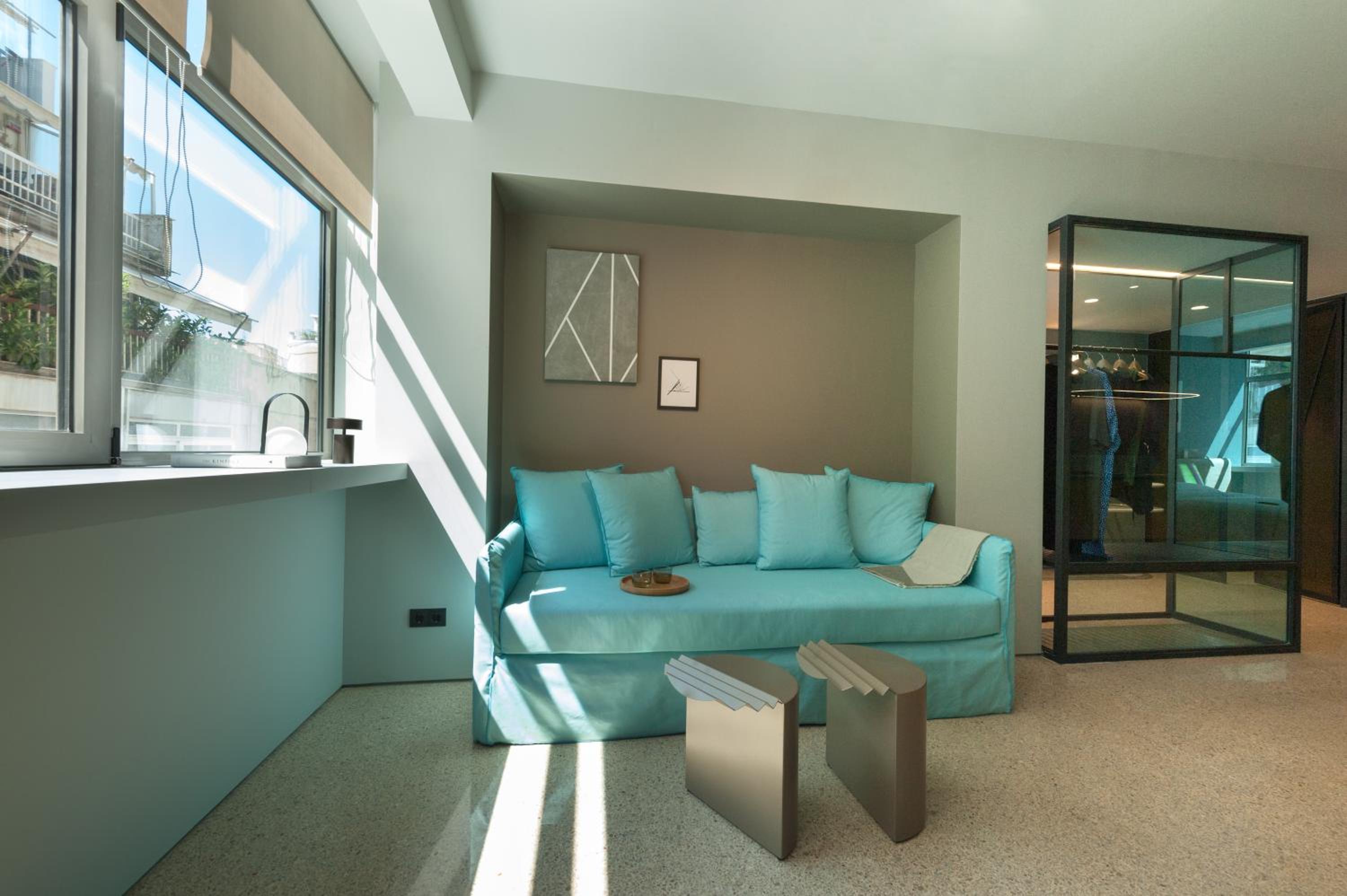 Deluxe Apartment photo 2