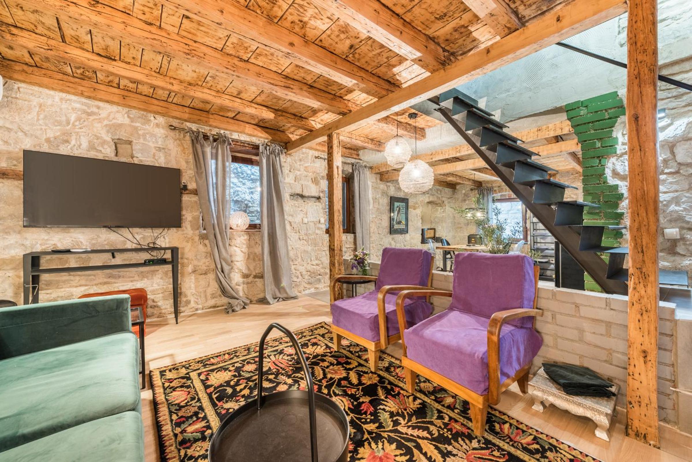 Deluxe Apartment
