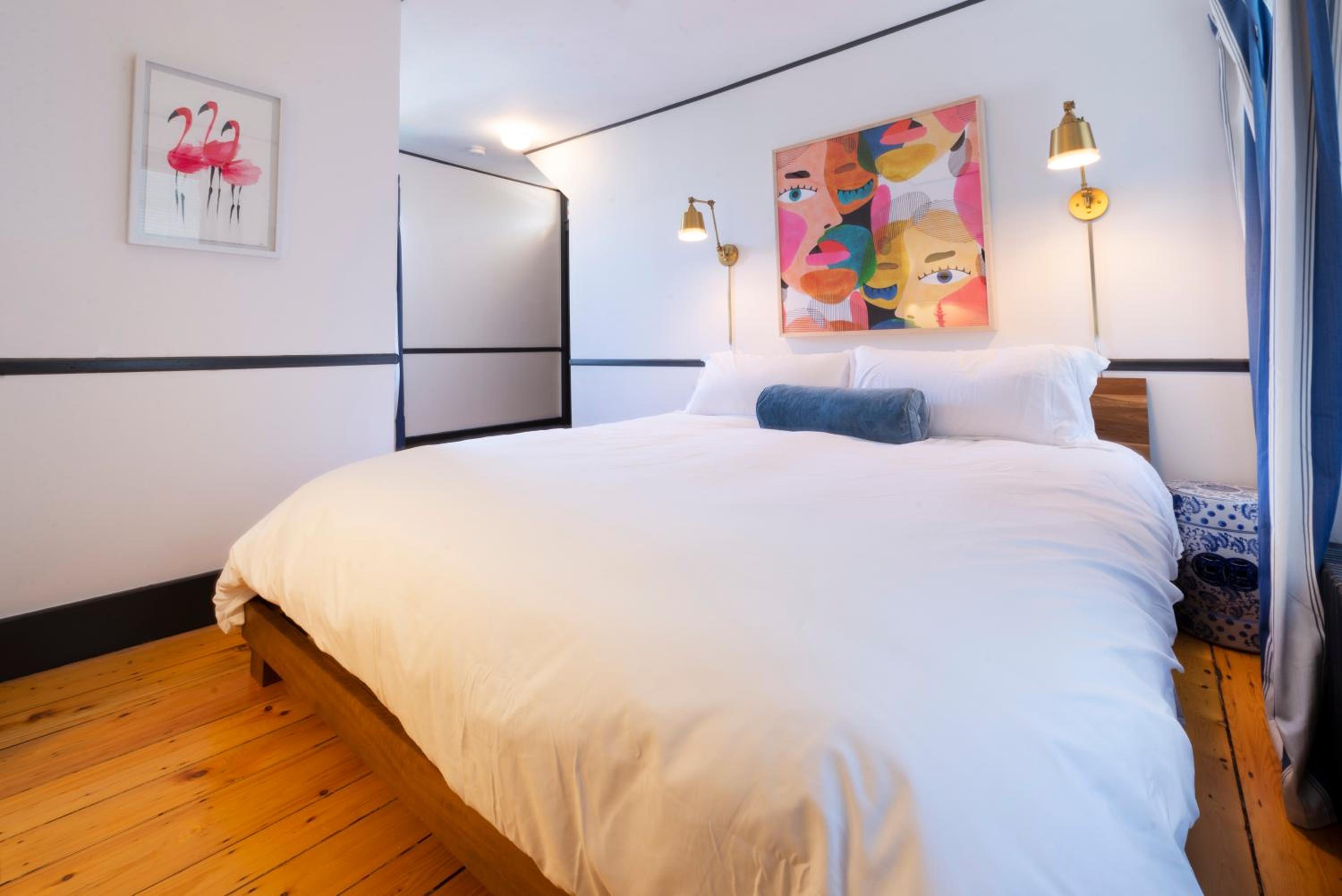 Superior King Suite - Photo 5
