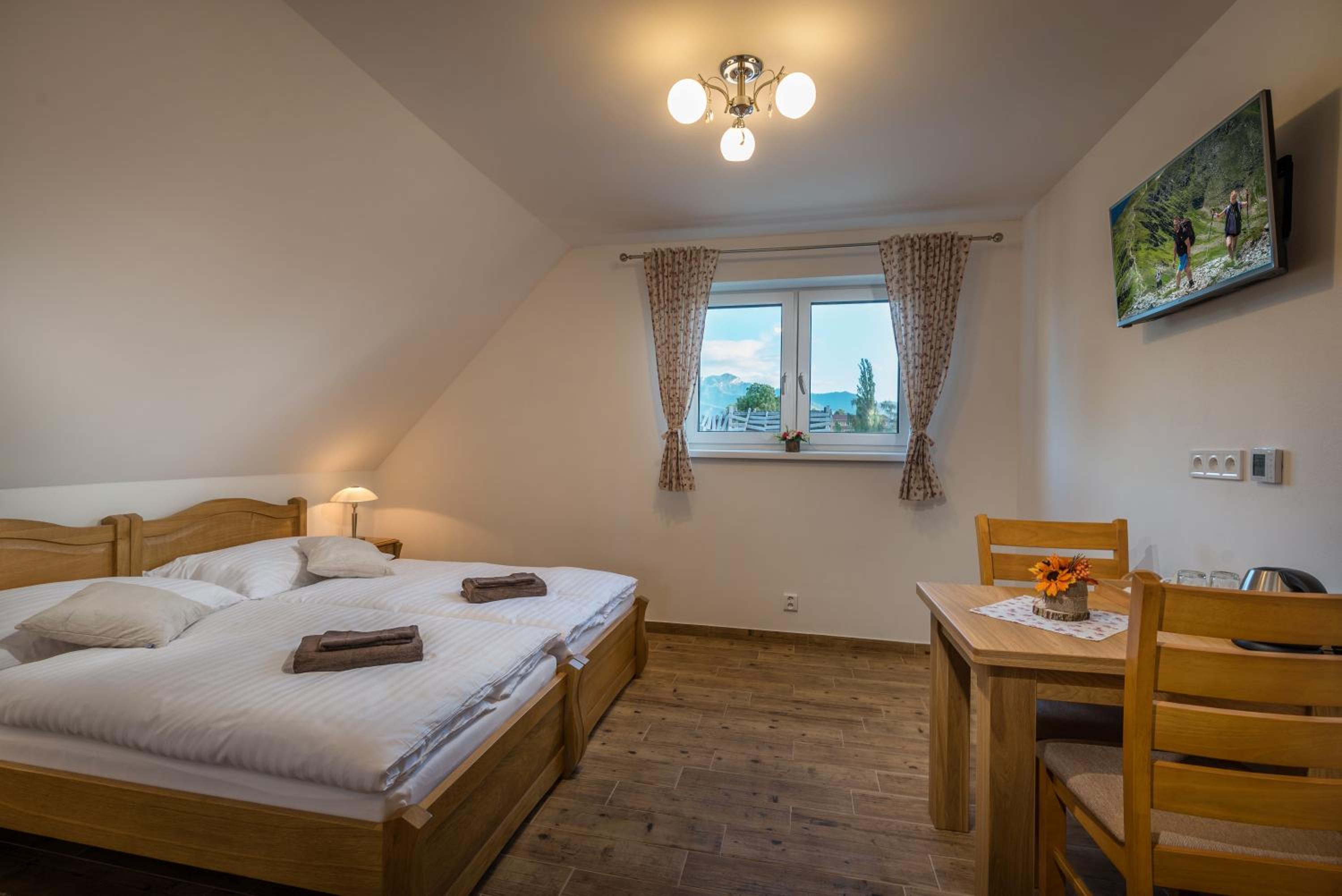 Standard Double or Twin Room - Photo 1