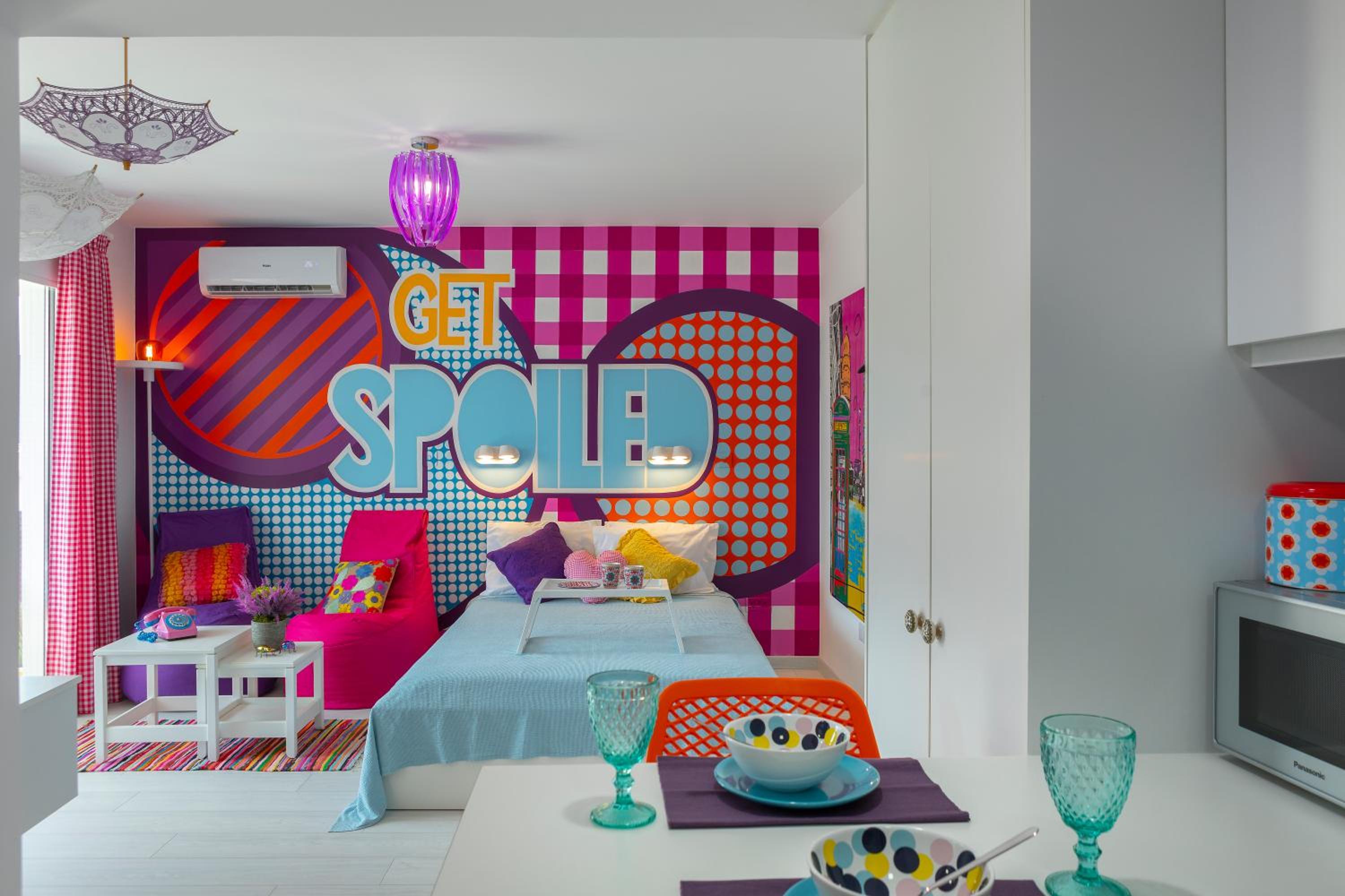 Pop Art Indulgence Studio A402 with Partial Seaview - Photo 20