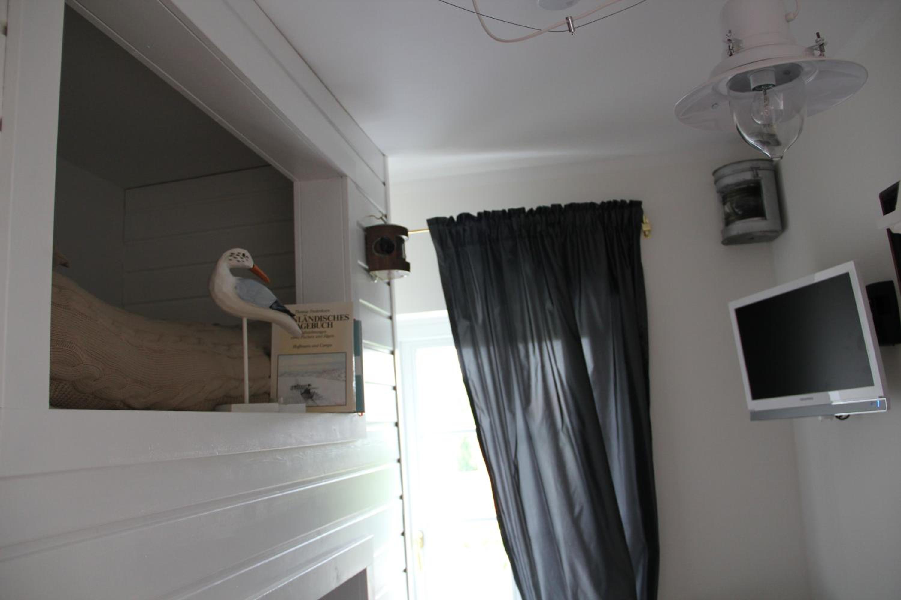 Economy Double Room photo 2