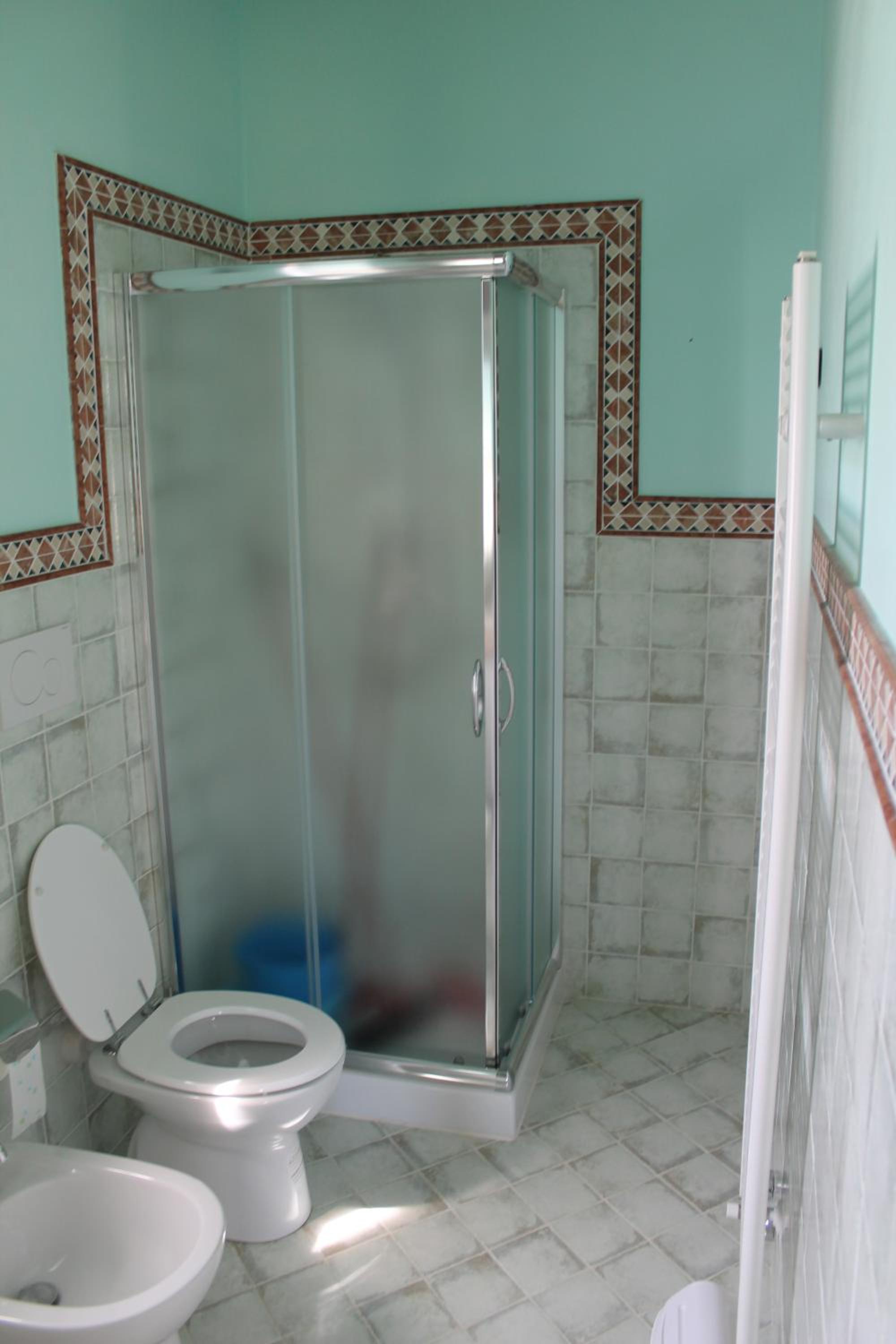  One-Bedroom Apartment ( 2- 4 Adults) photo 3