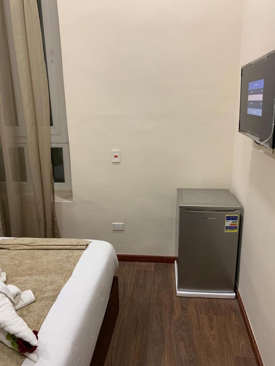 Deluxe Junior Suite - Photo 11