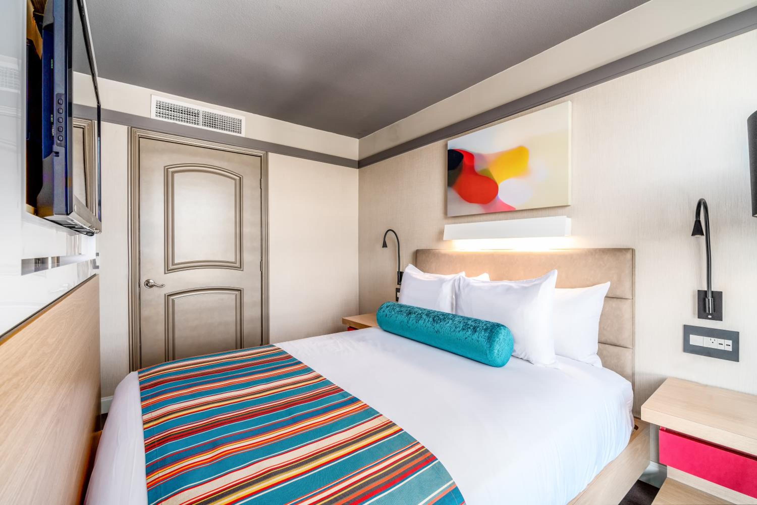 Queen Room
