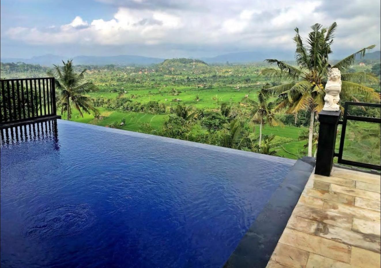Villa with Private Pool - Photo 15