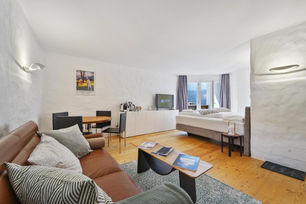 Apartment with Lake View photo 1
