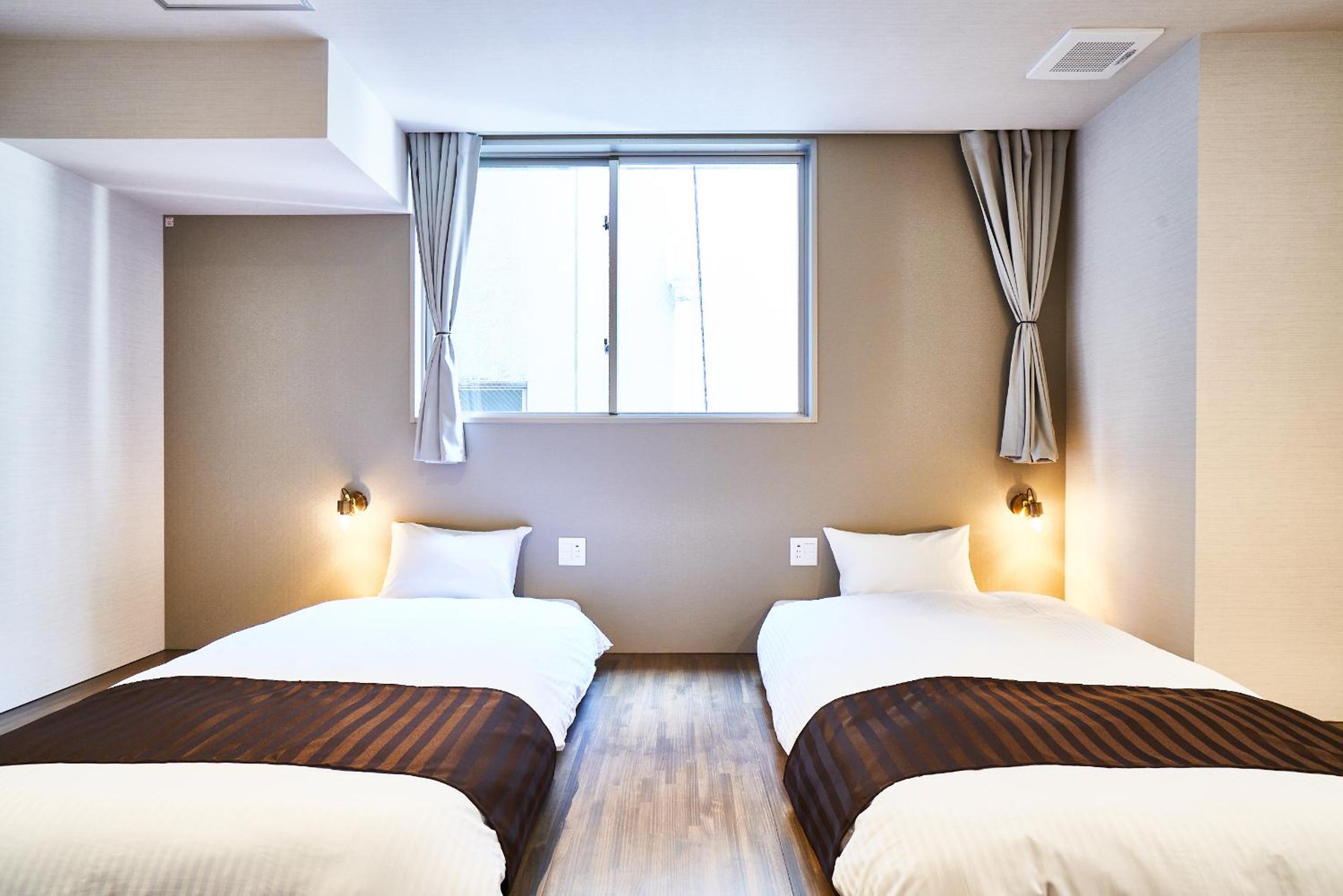 Twin Room with Shared Bathroom