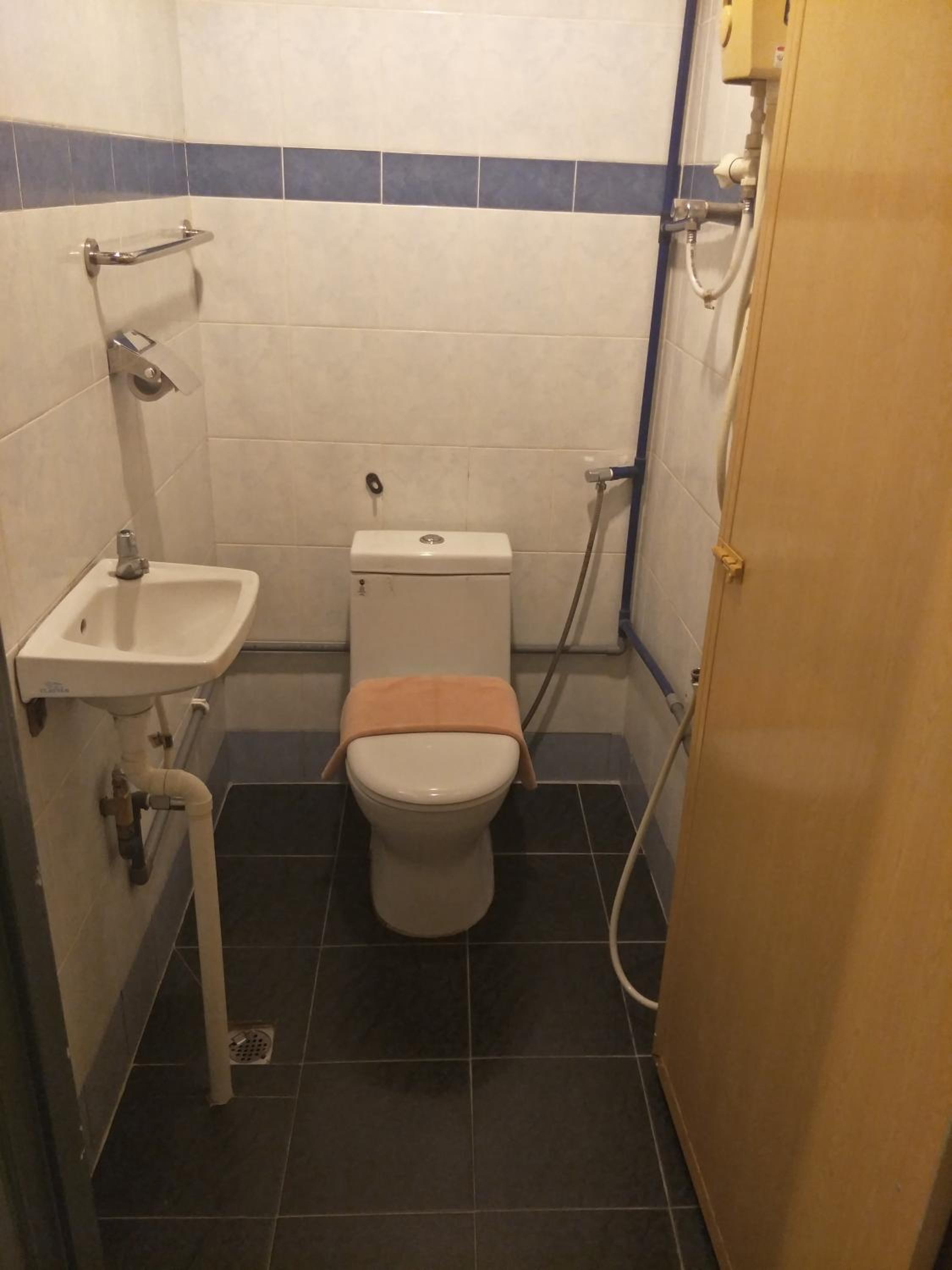 Standard King Room - Photo 3