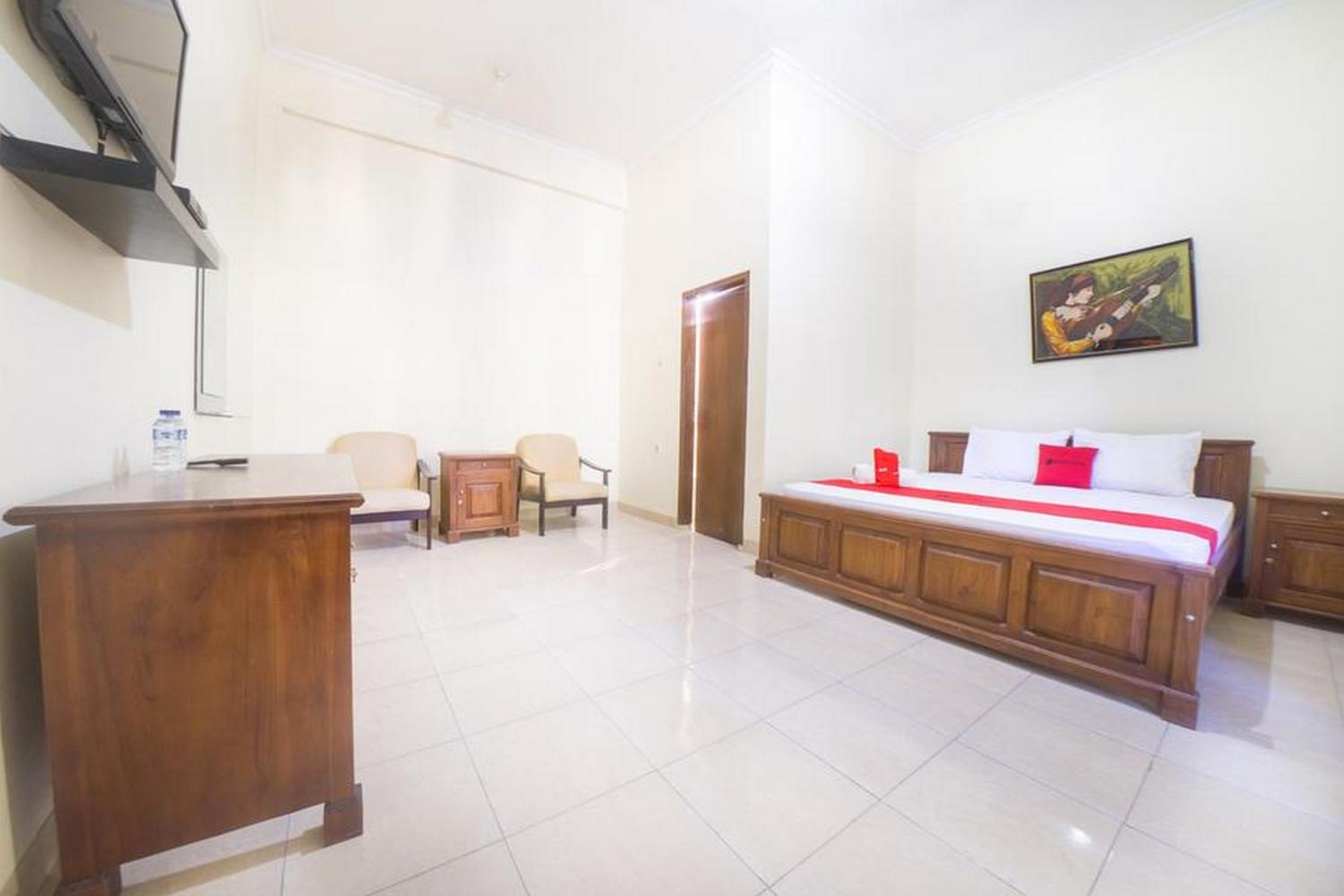 Double Room - Photo 4