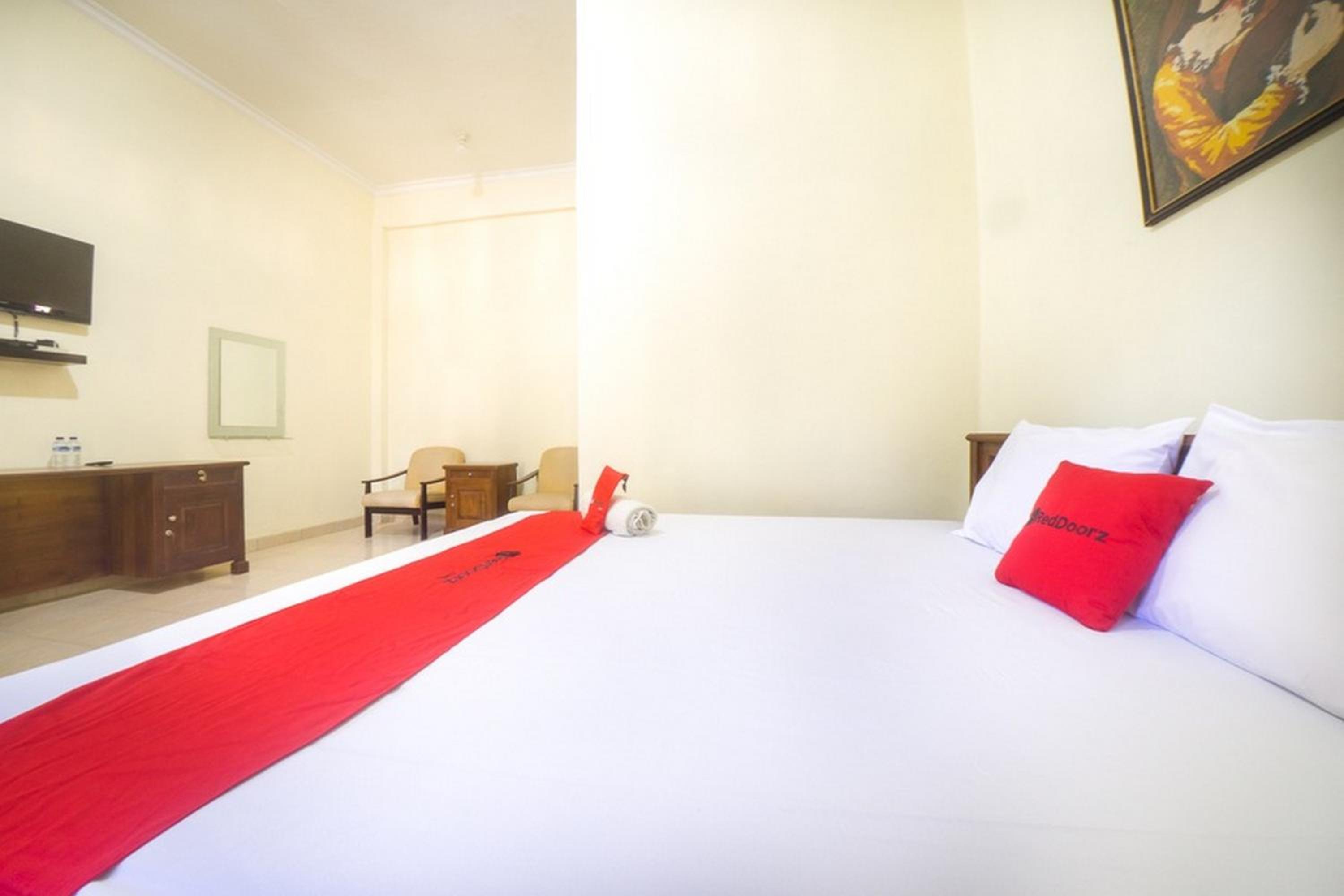 Double Room - Photo 8