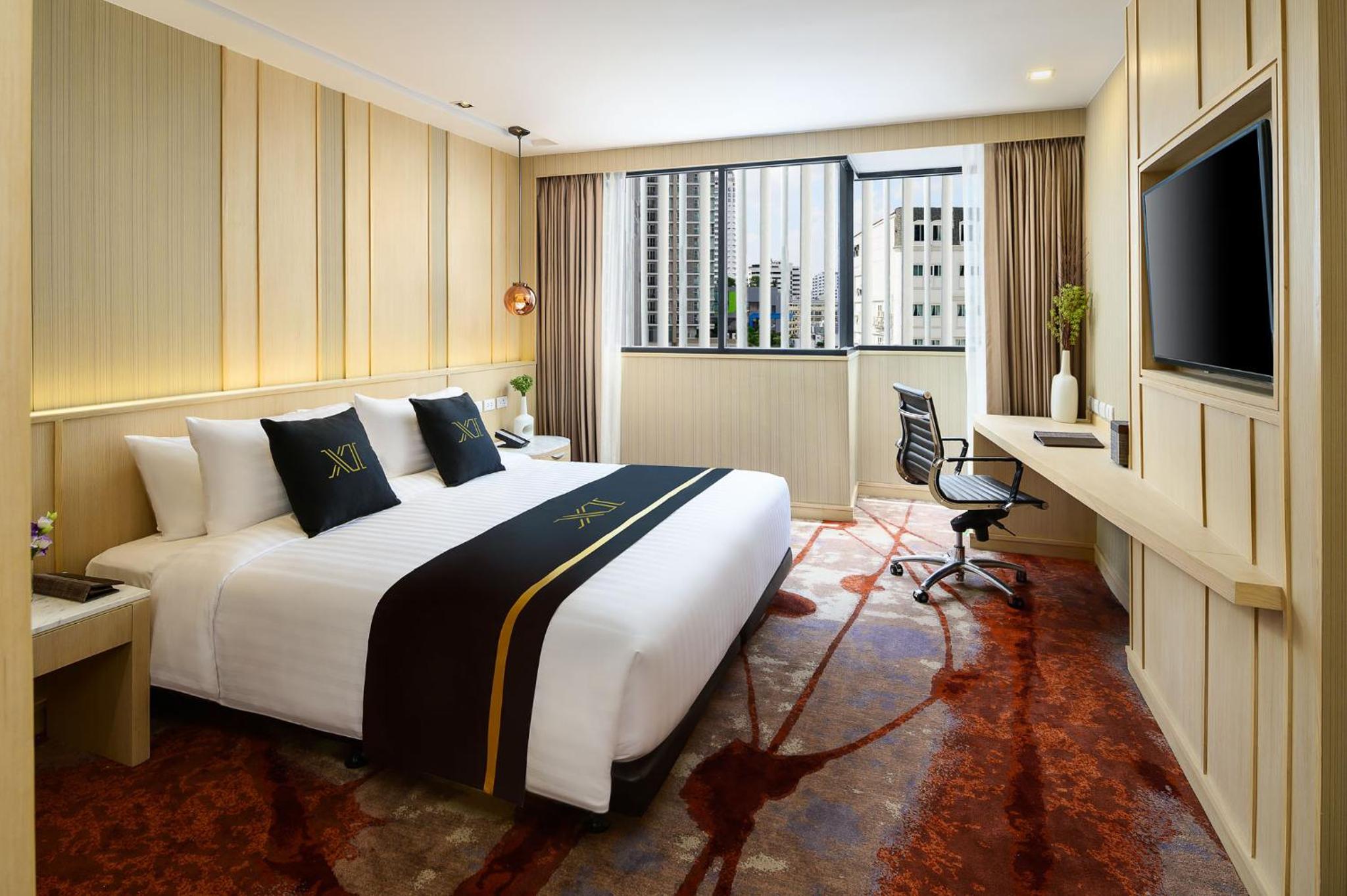 Deluxe King Room photo 1