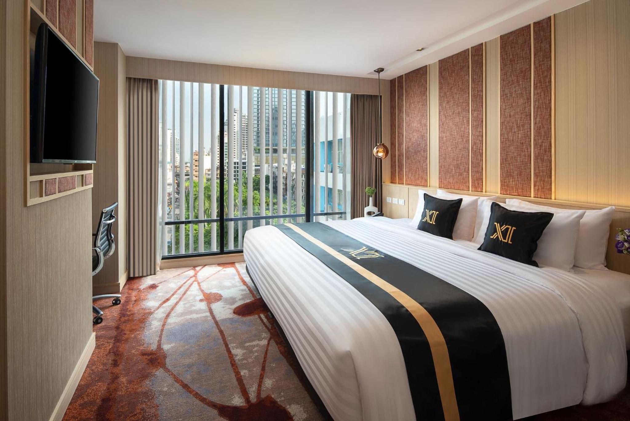 Grand Deluxe King Room photo 1