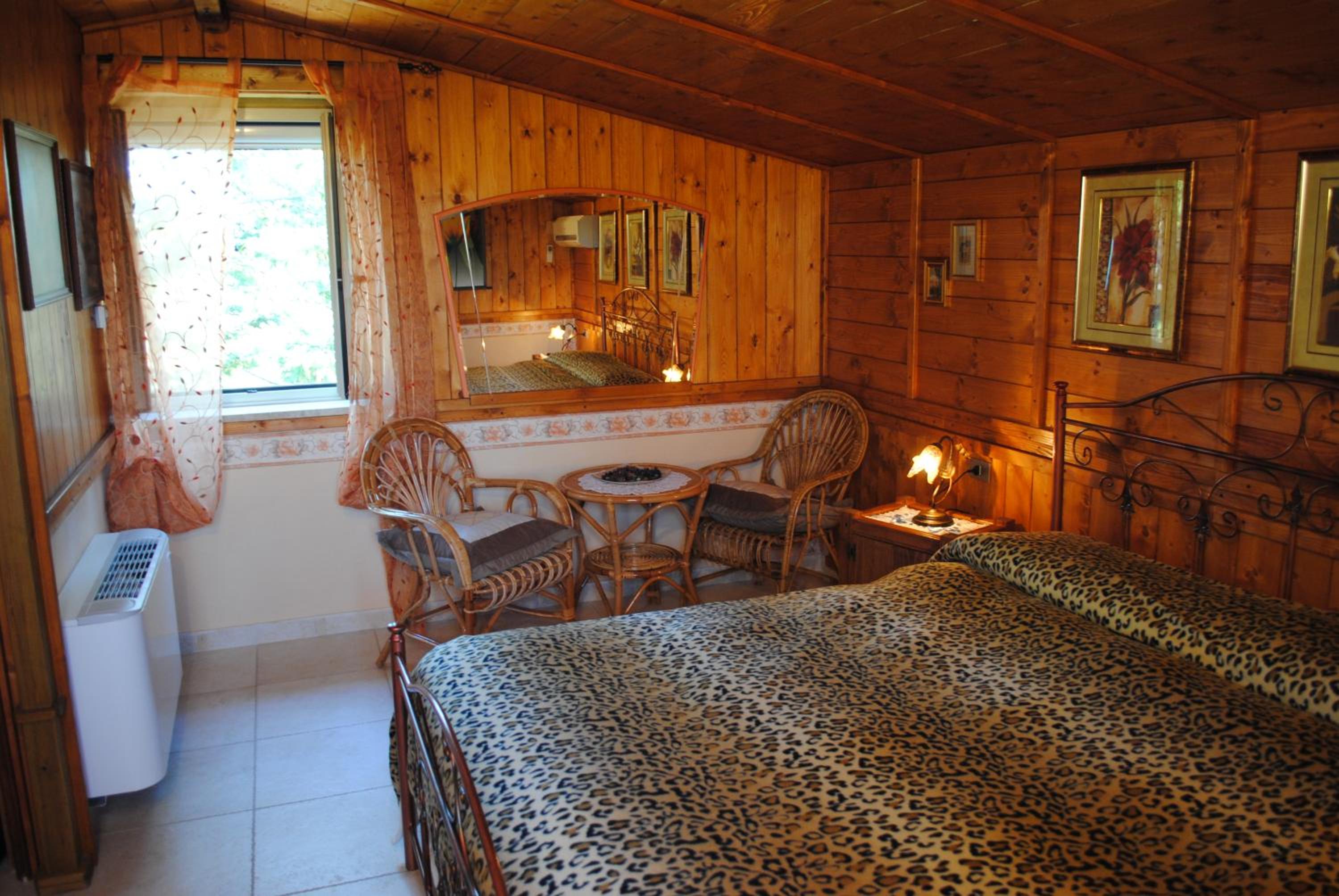 Triple Room with Private Bathroom photo 1