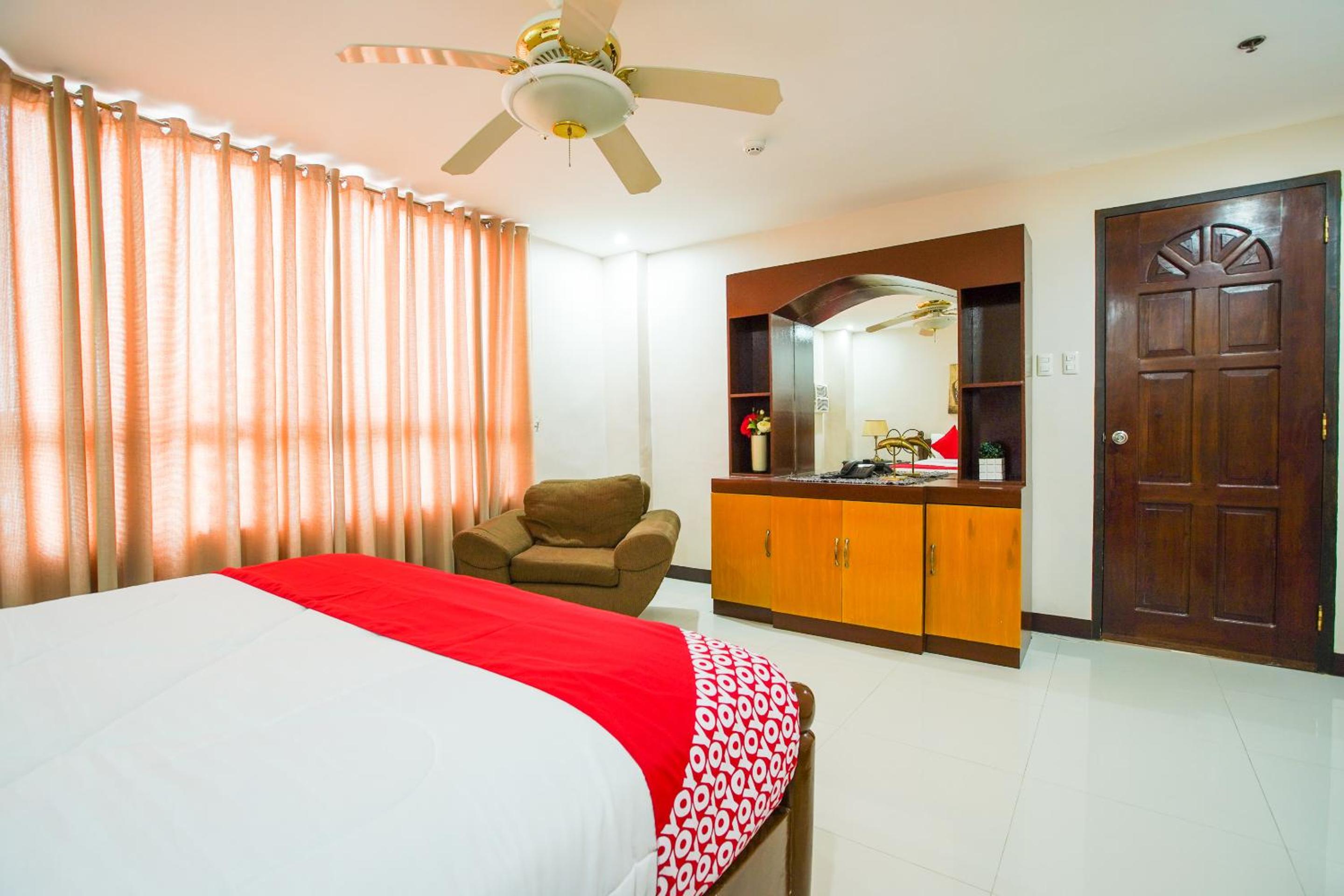 One Bedroom Suite  - Photo 3
