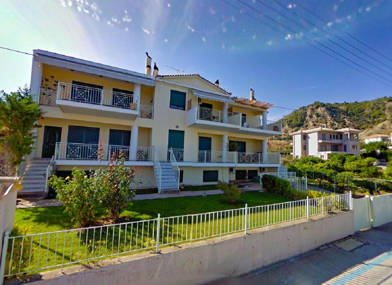 Two-Bedroom Deluxe Apartment with Balcony photo 2