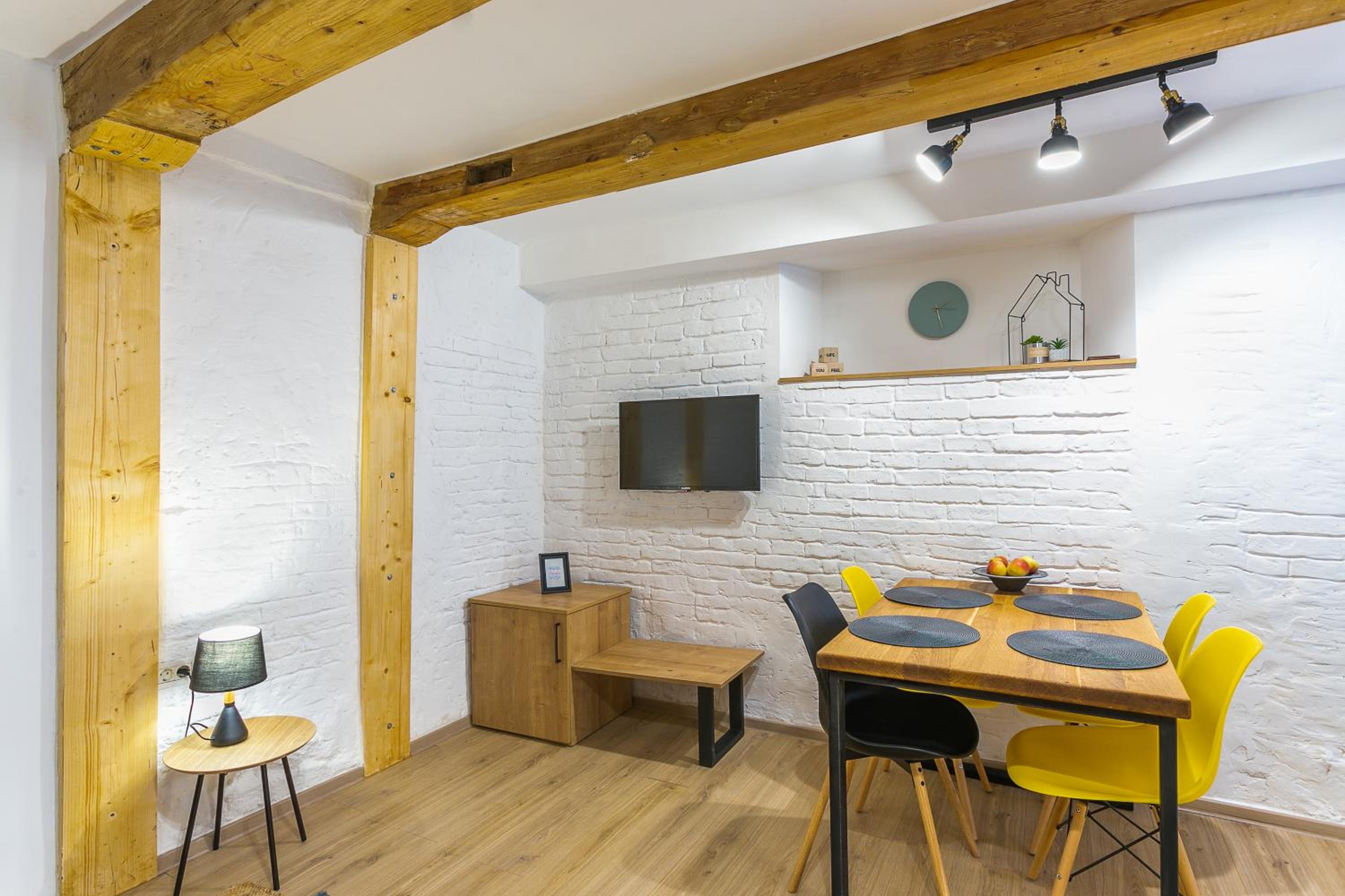 Apartment - Photo 14