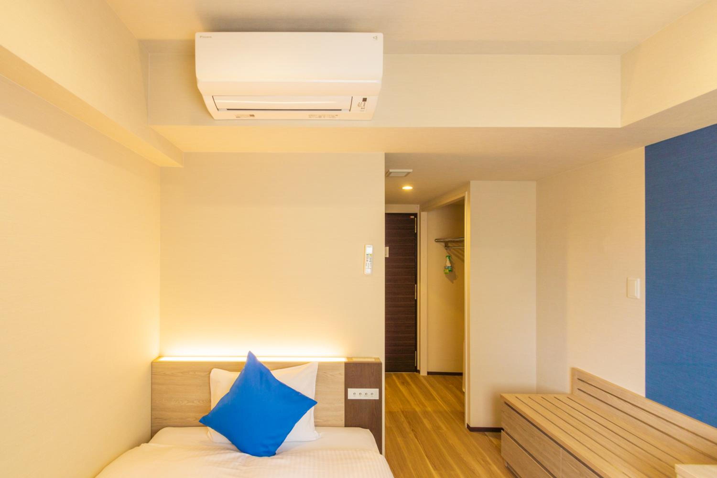 Small Double Room photo 1