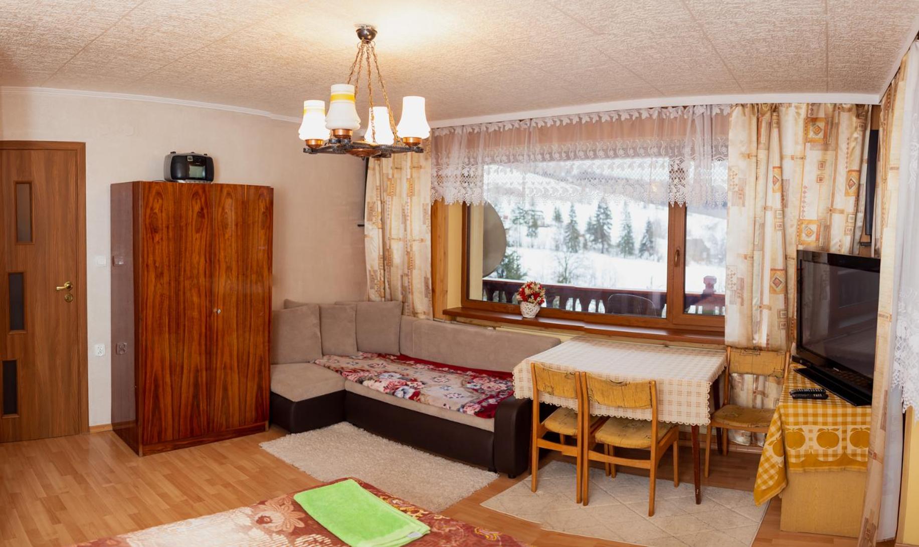 Triple Room with Private Bathroom