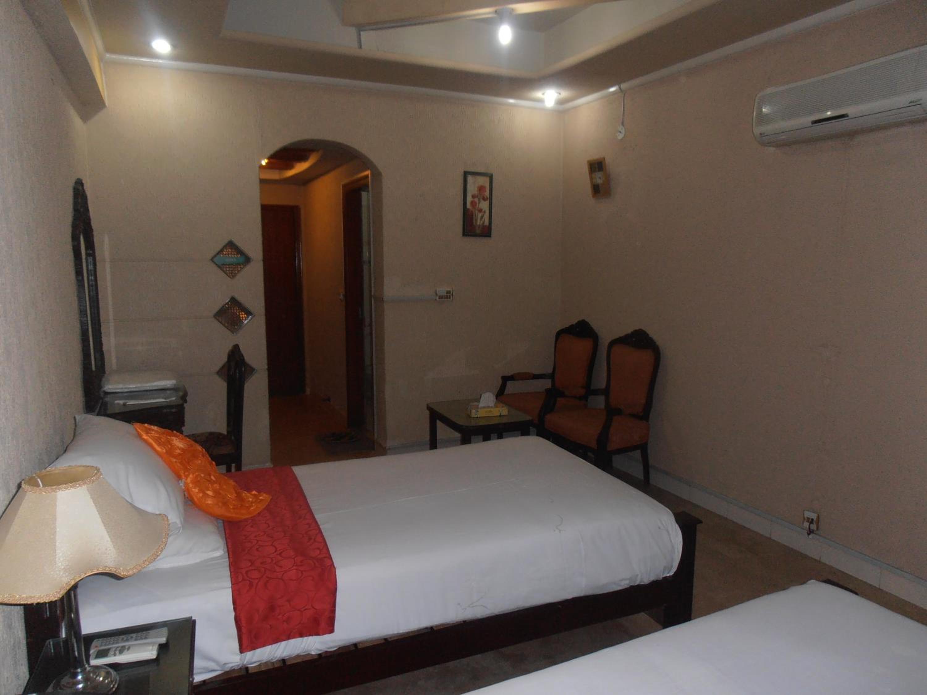 Deluxe Single Room
