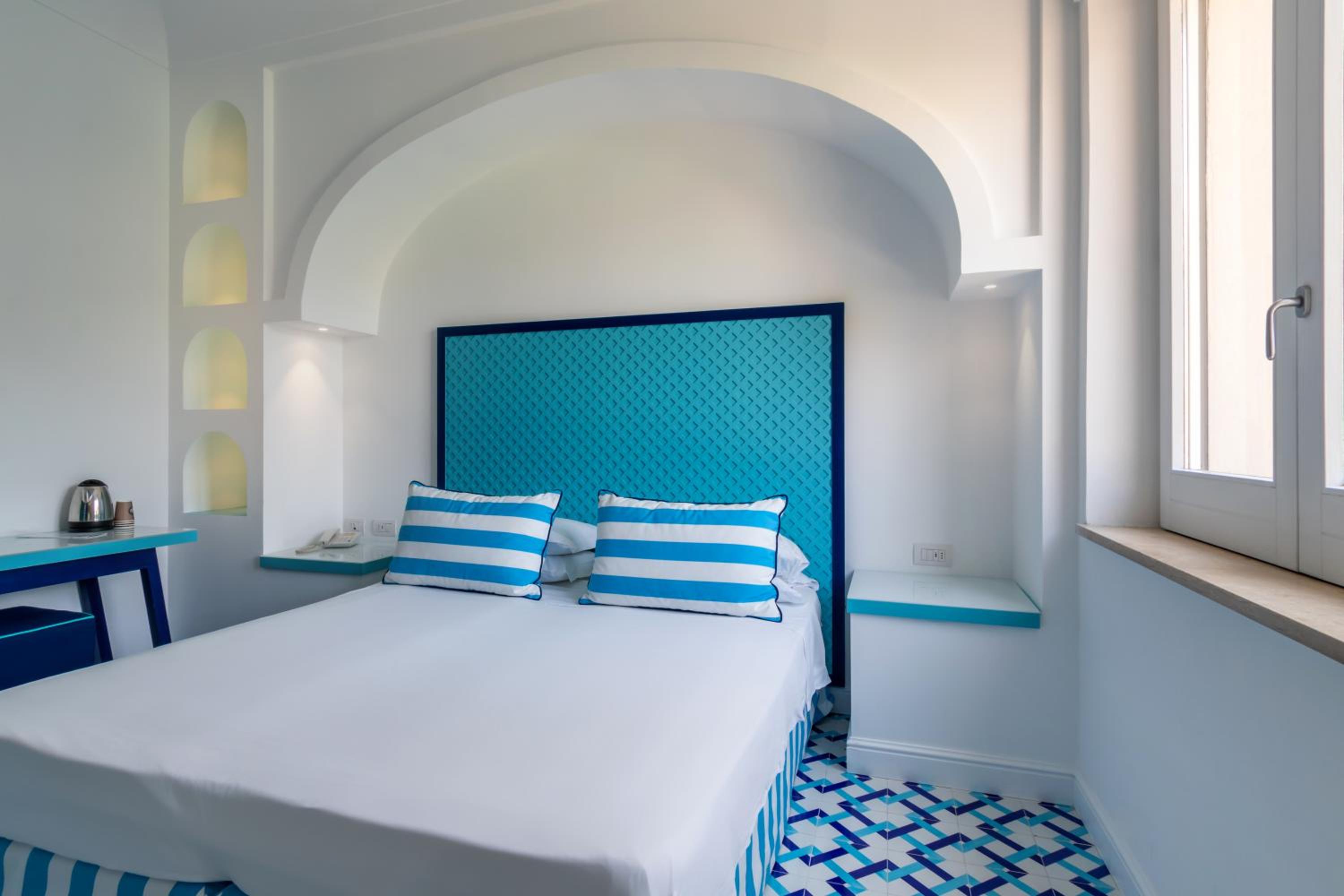 Double Room with Garden View - Photo 5