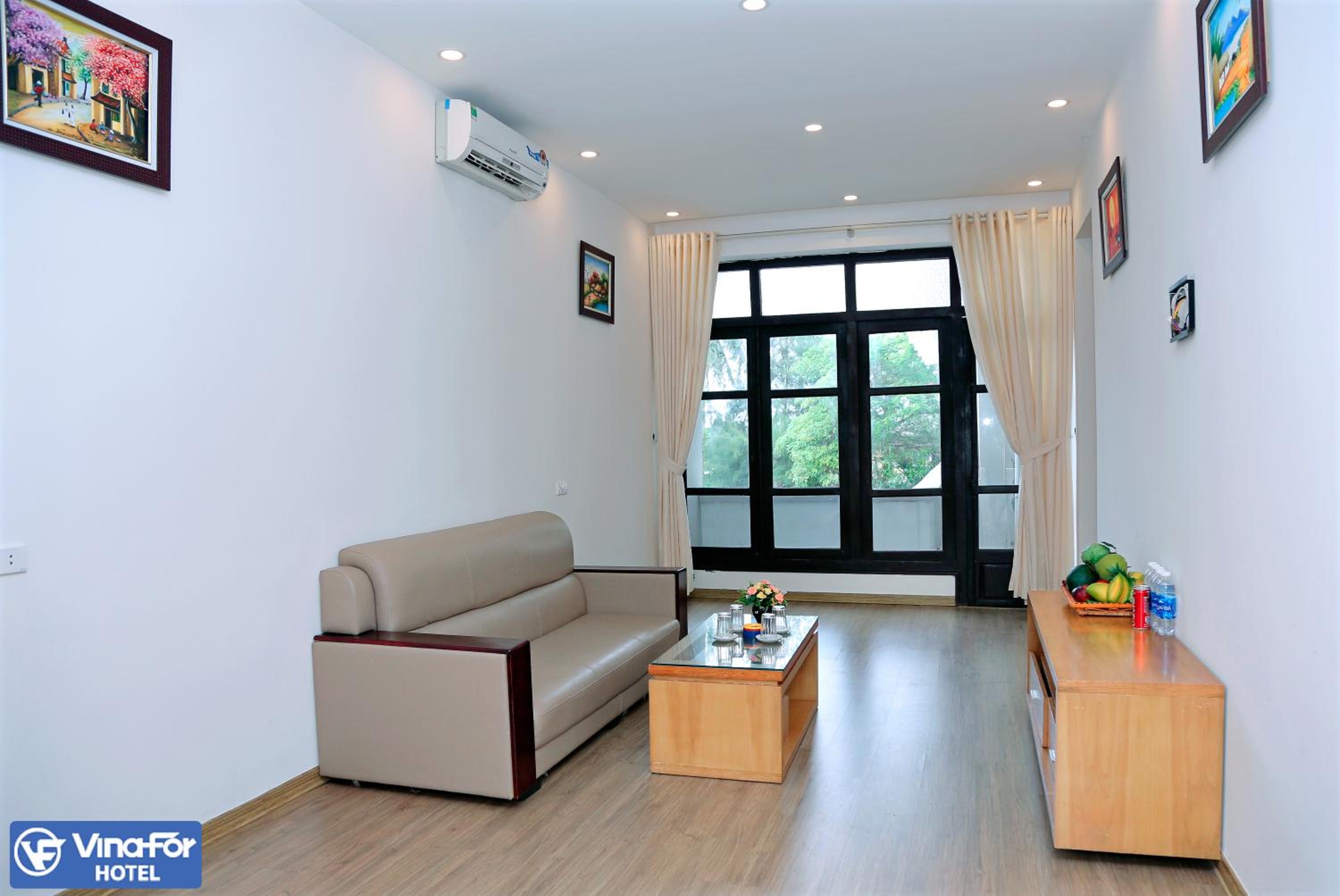 Apartment photo 3