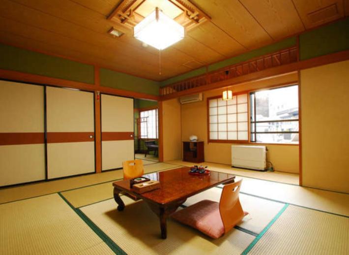 Japanese-Style Family Room - Photo 7