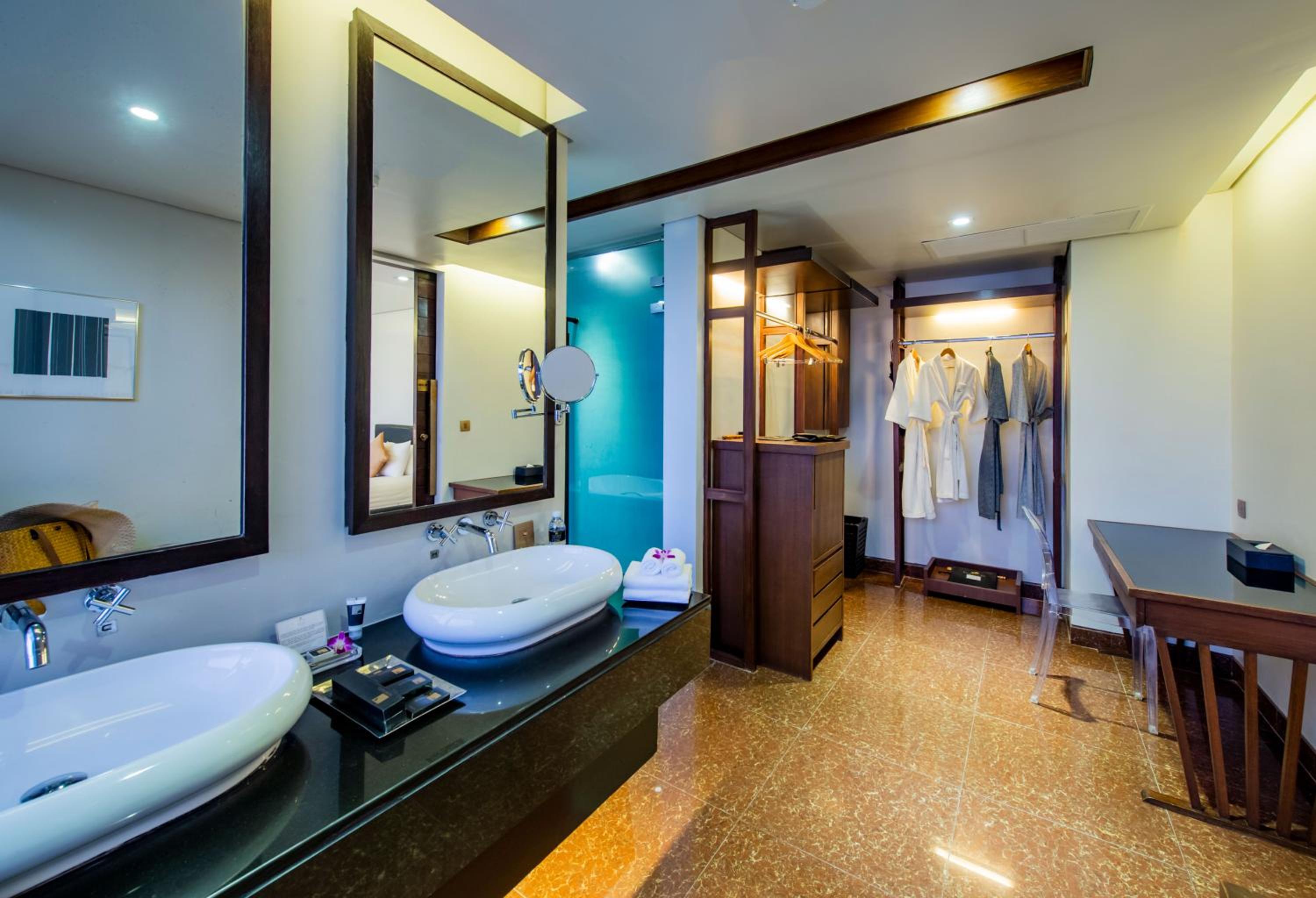 Grand Private Pool Suite - Photo 15