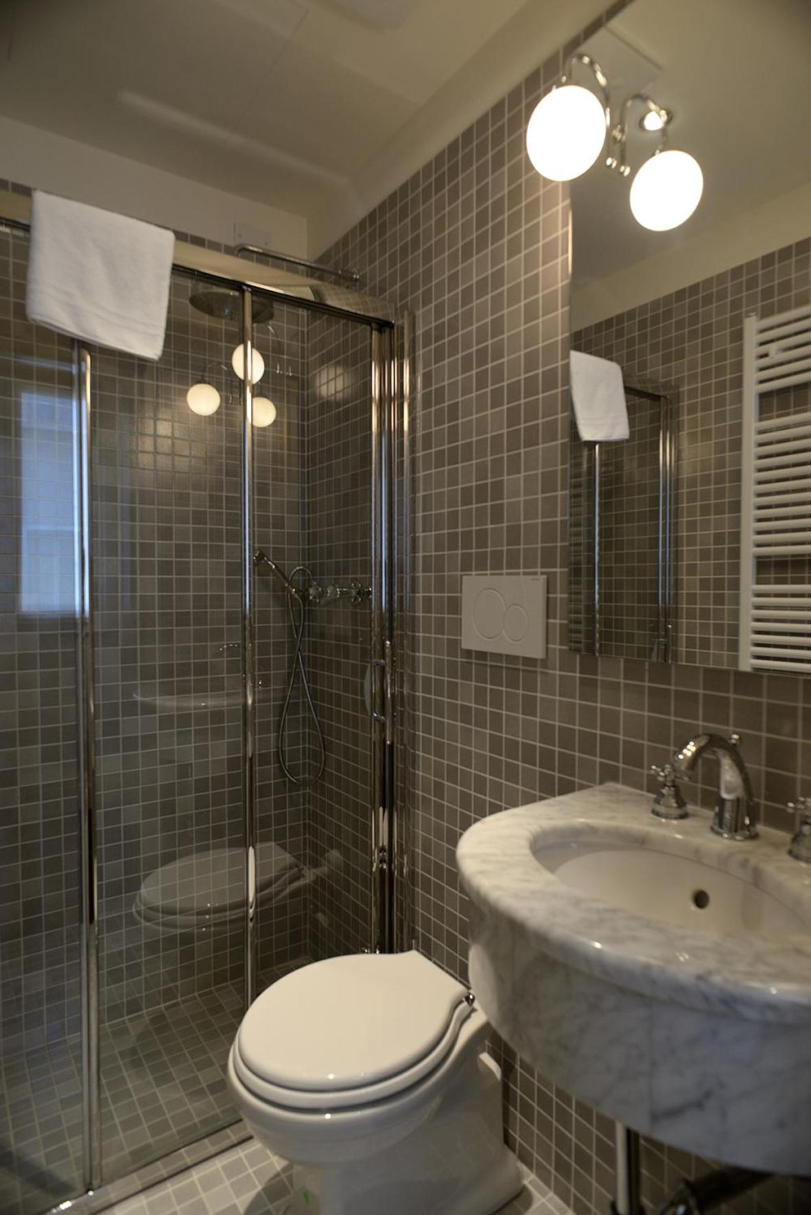 Family Suite with Terrace photo 3