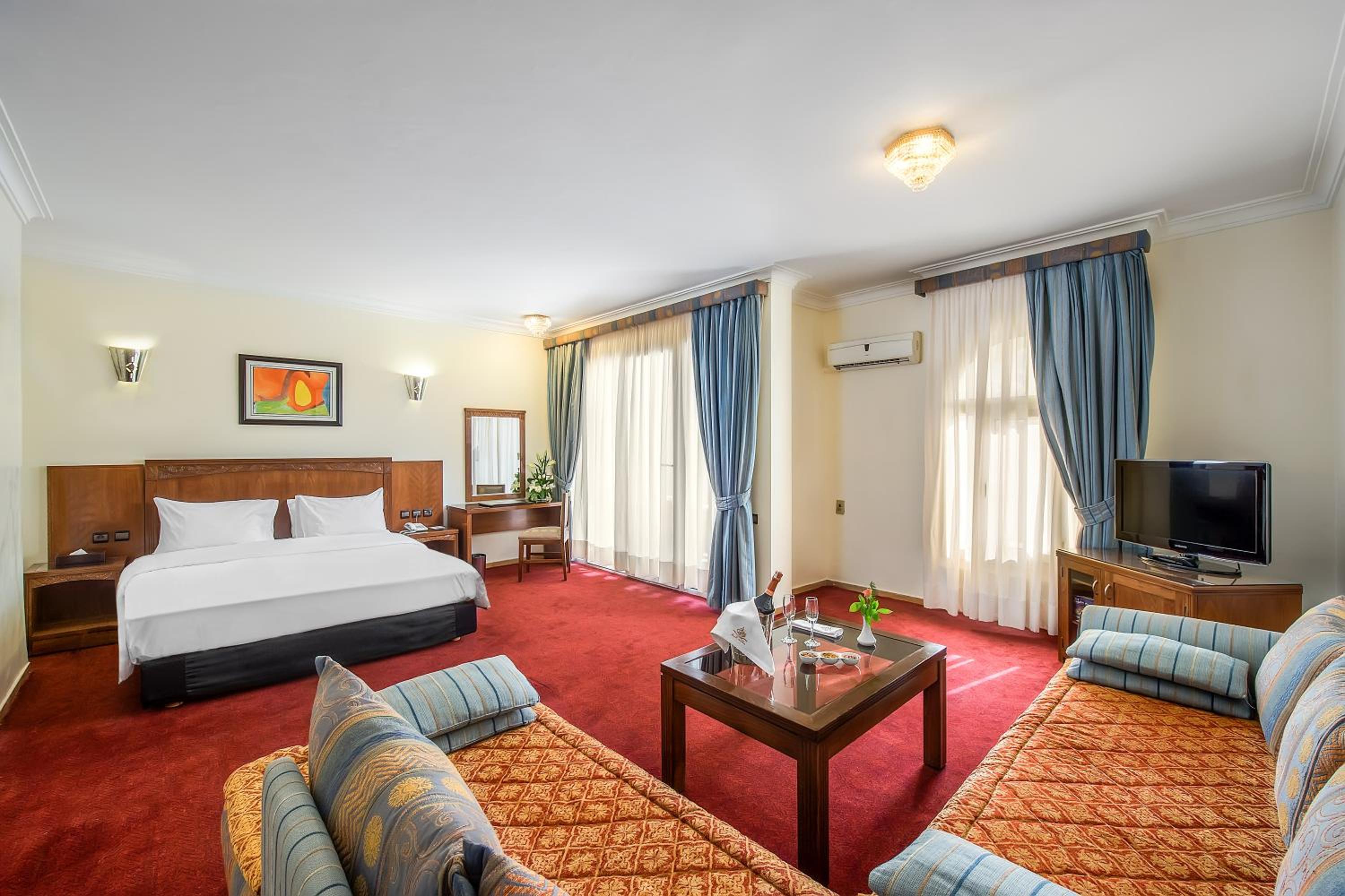 Junior Suite - Photo 2