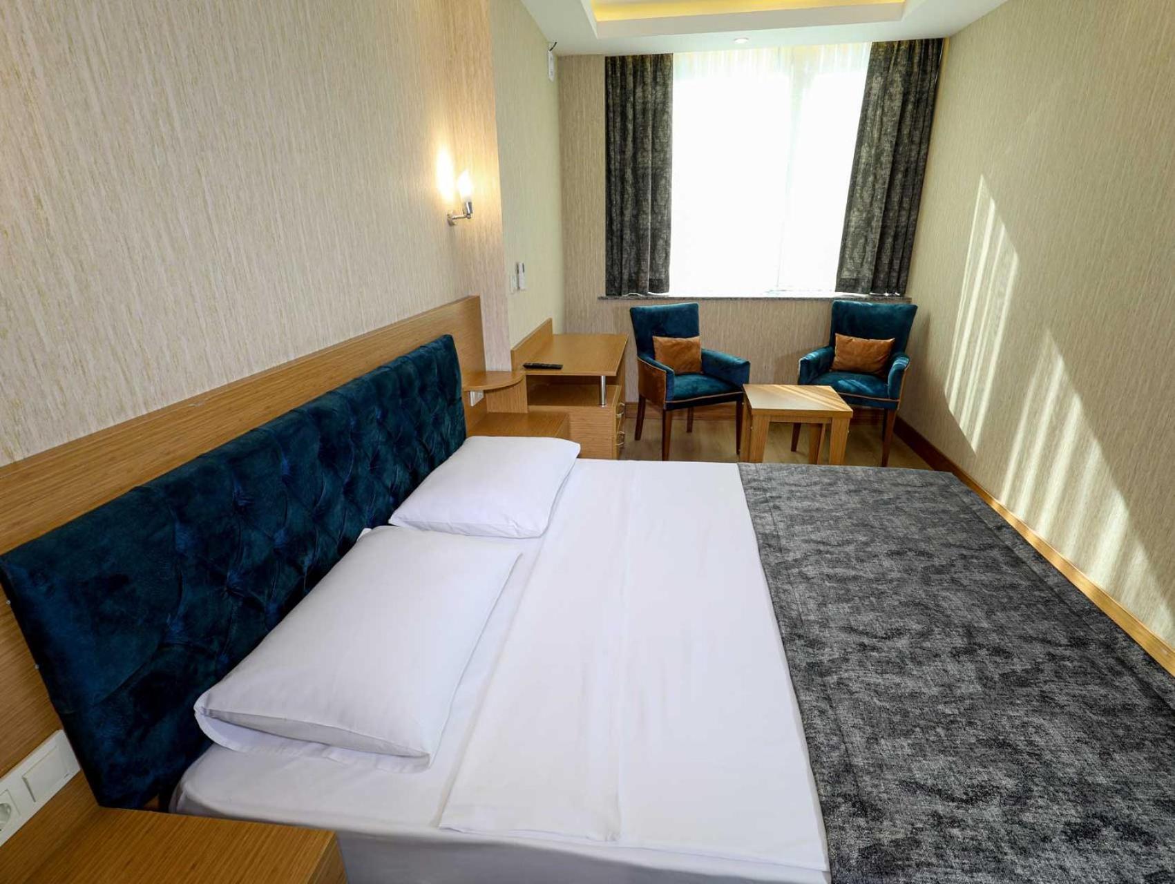 Standard Double Room photo 3