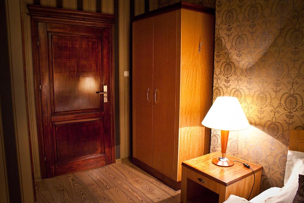 Double Room - Photo 7
