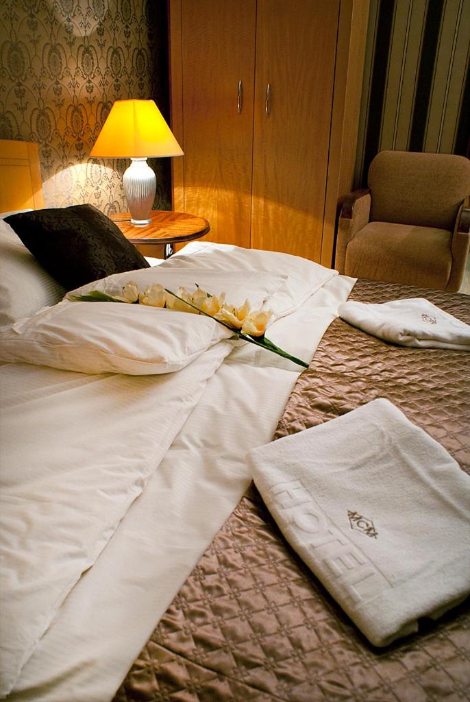 Double Room - Photo 16