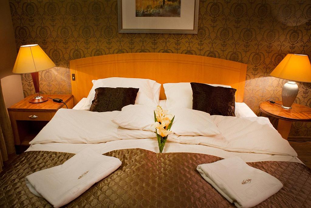 Double Room - Photo 15