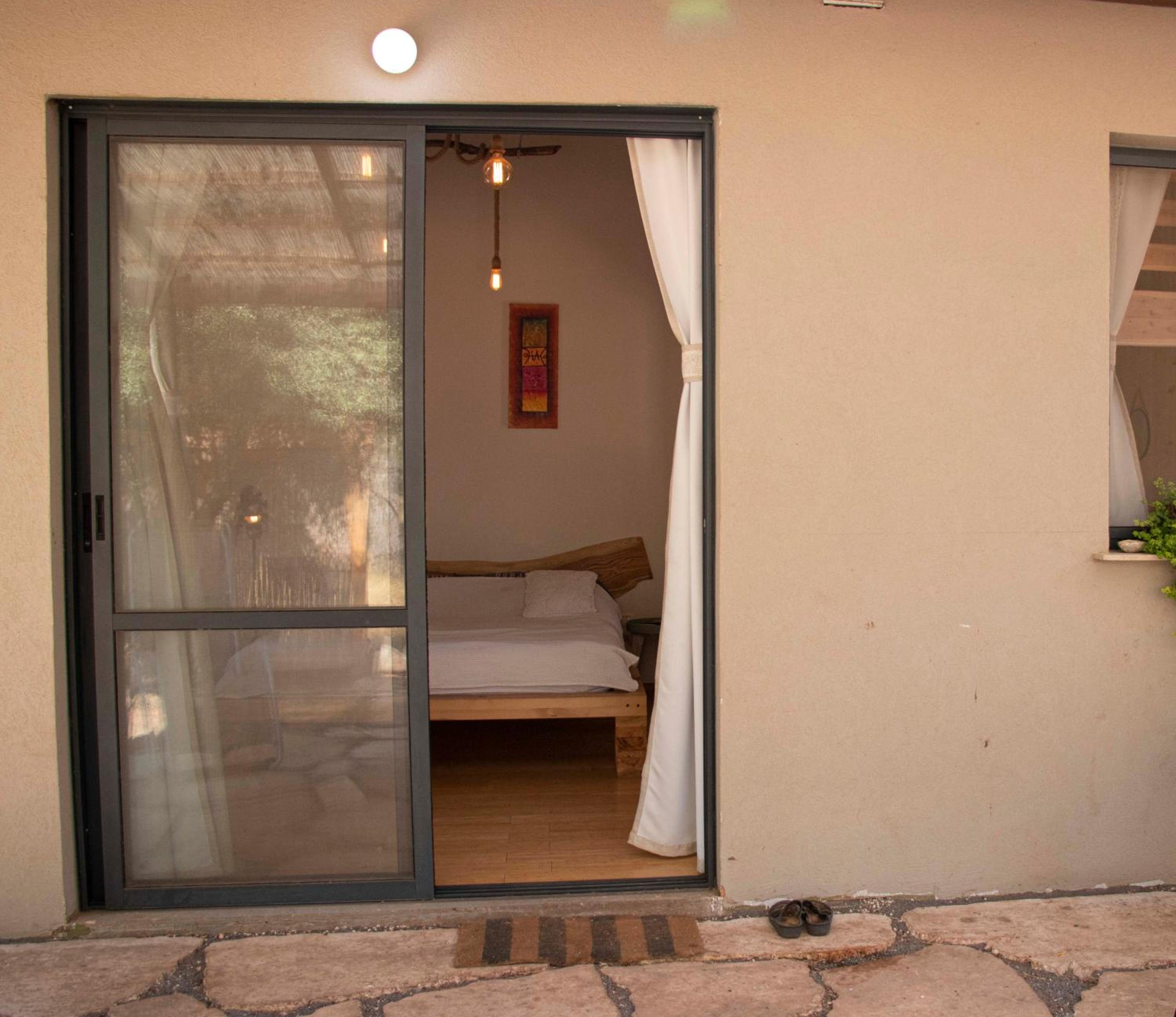 Family Room with Garden View - Photo 8