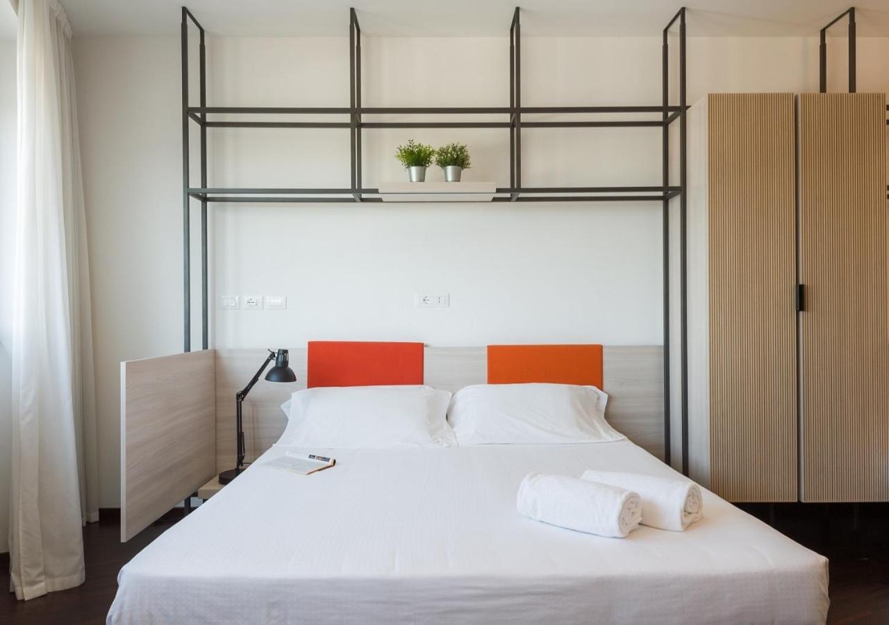 Standard Double or Twin Room photo 1